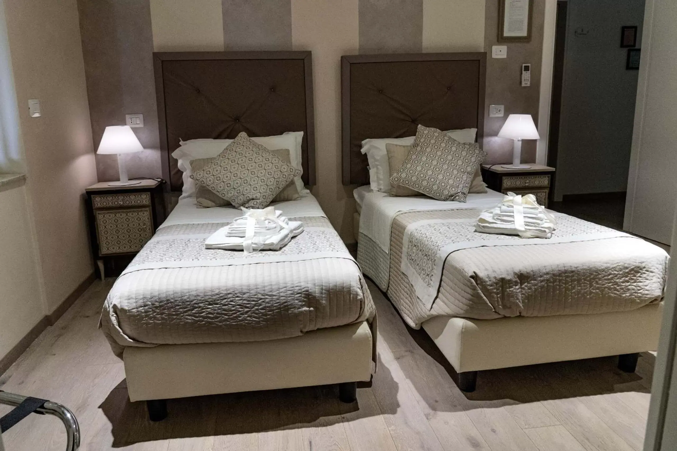 Twin Room in Villa Cantoni Twin Room in Villa Cantoni