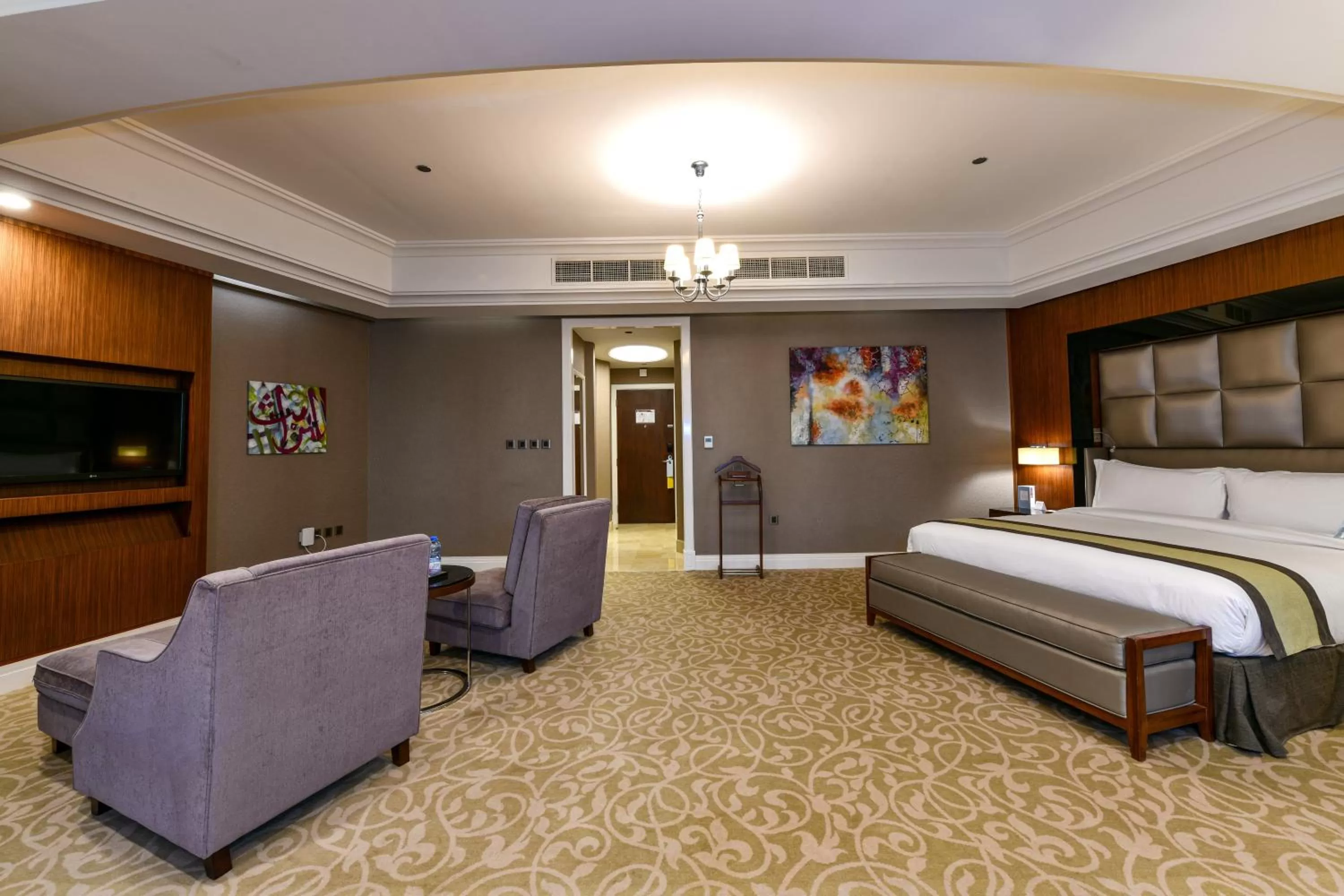 Photo of the whole room, Bed in Best Plaza West Bay Hotel