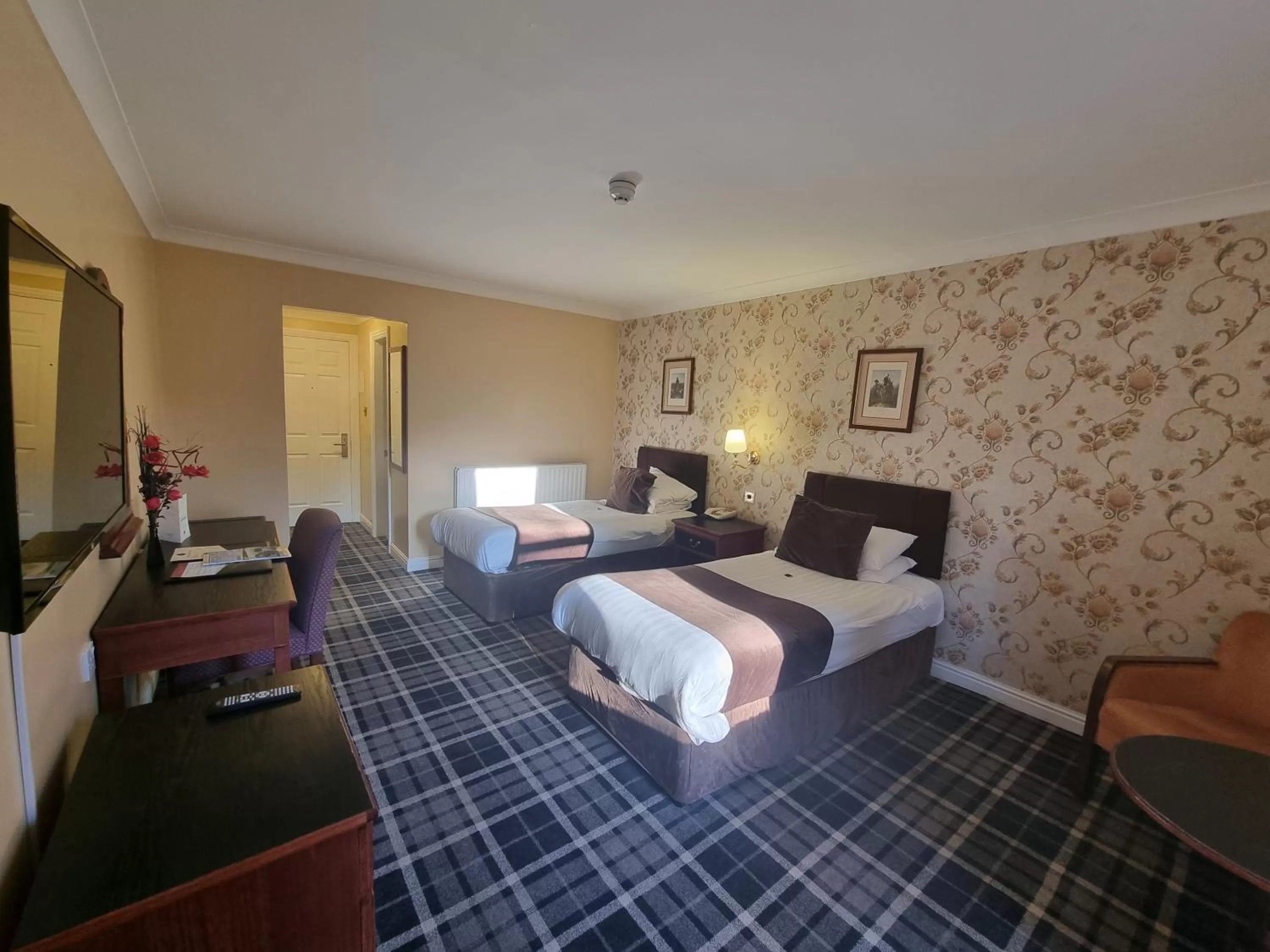 Bed in Muthu Belstead Brook Hotel