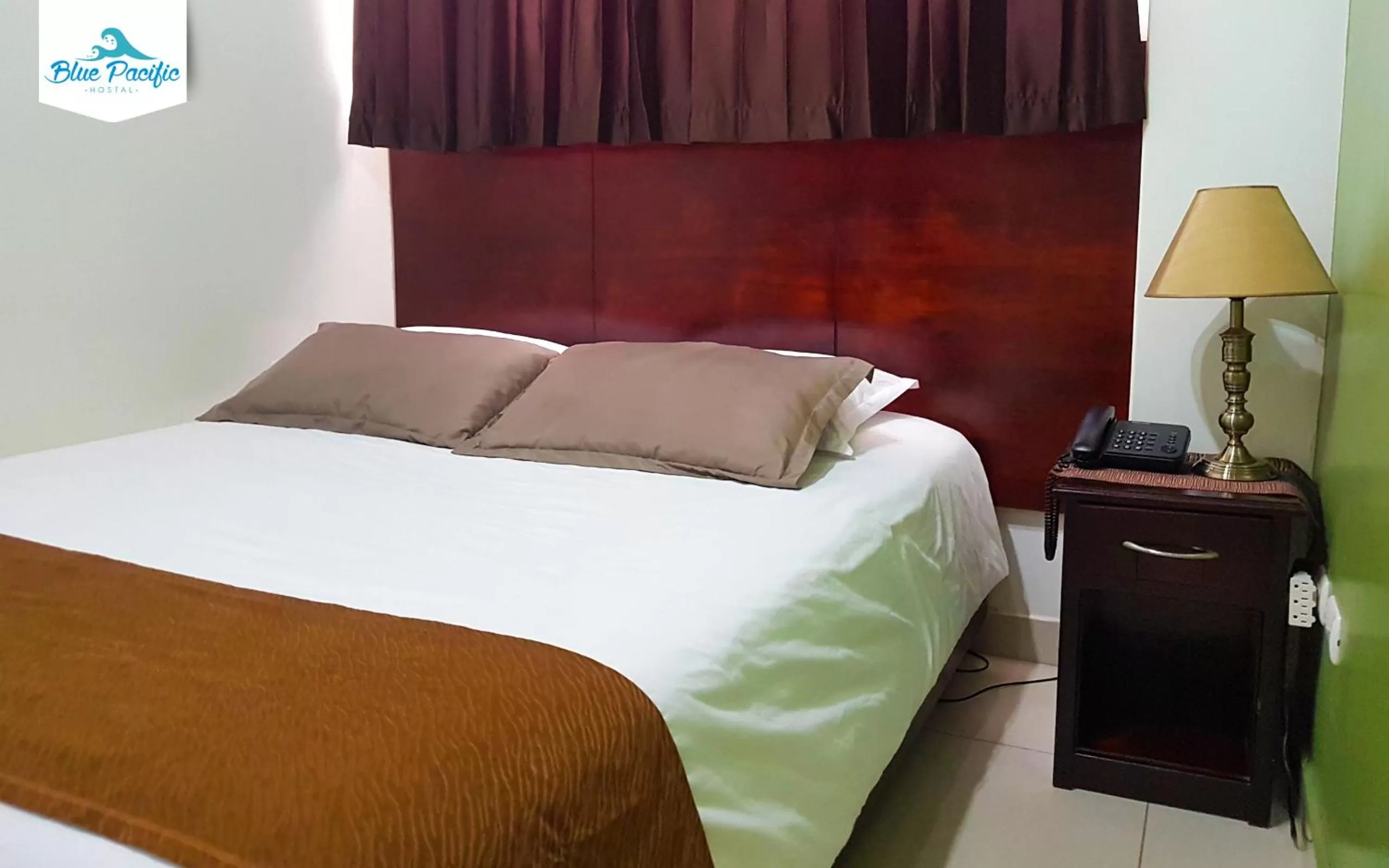 Bedroom, Bed in Hostal Blue Pacific