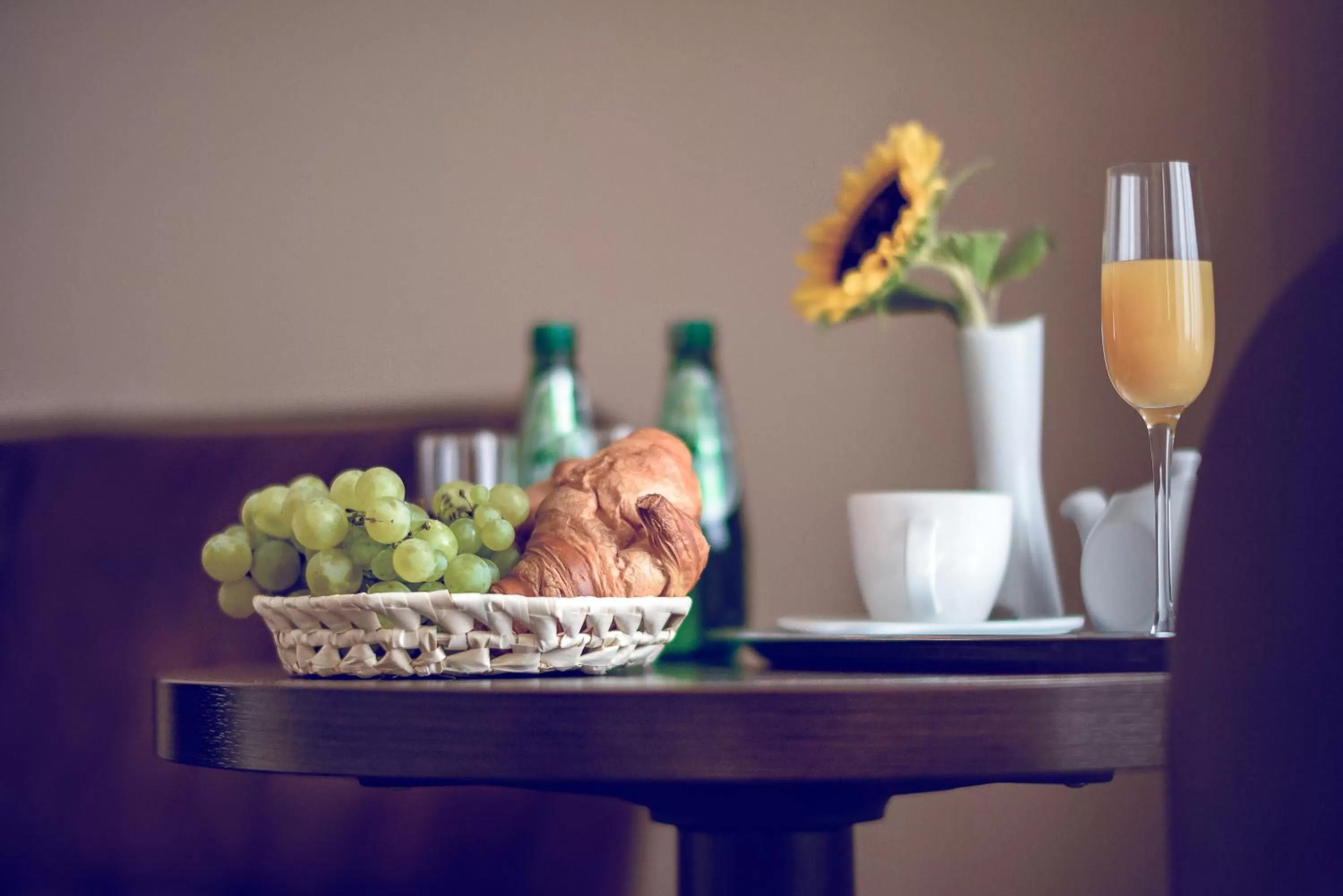 Breakfast in Hotel Niemcza Wino & Spa