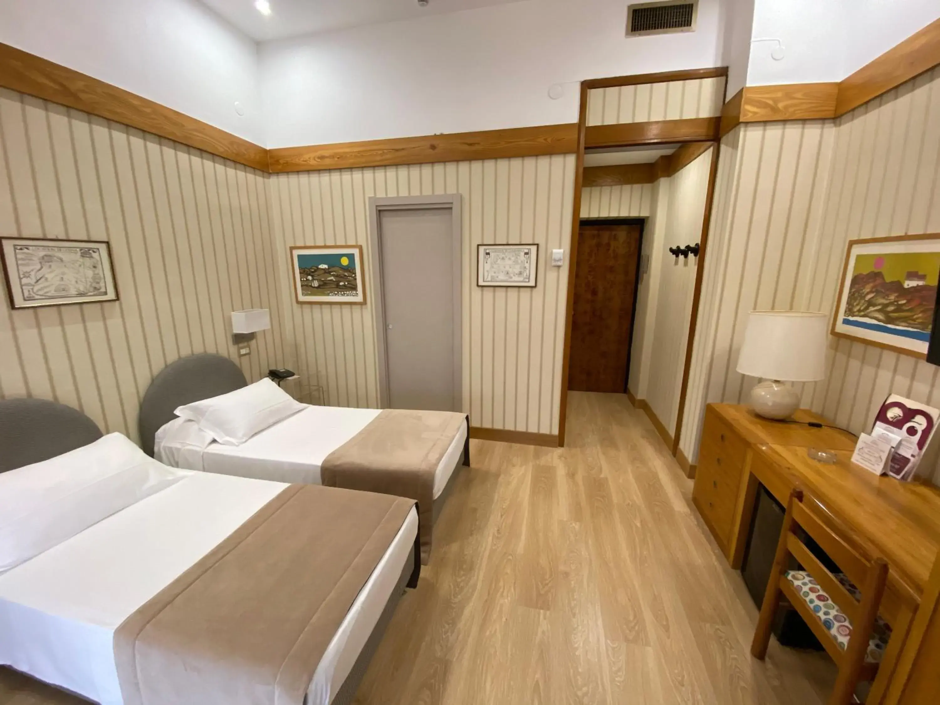 Twin Room in Hotel Cicolella Twin Room in Hotel Cicolella