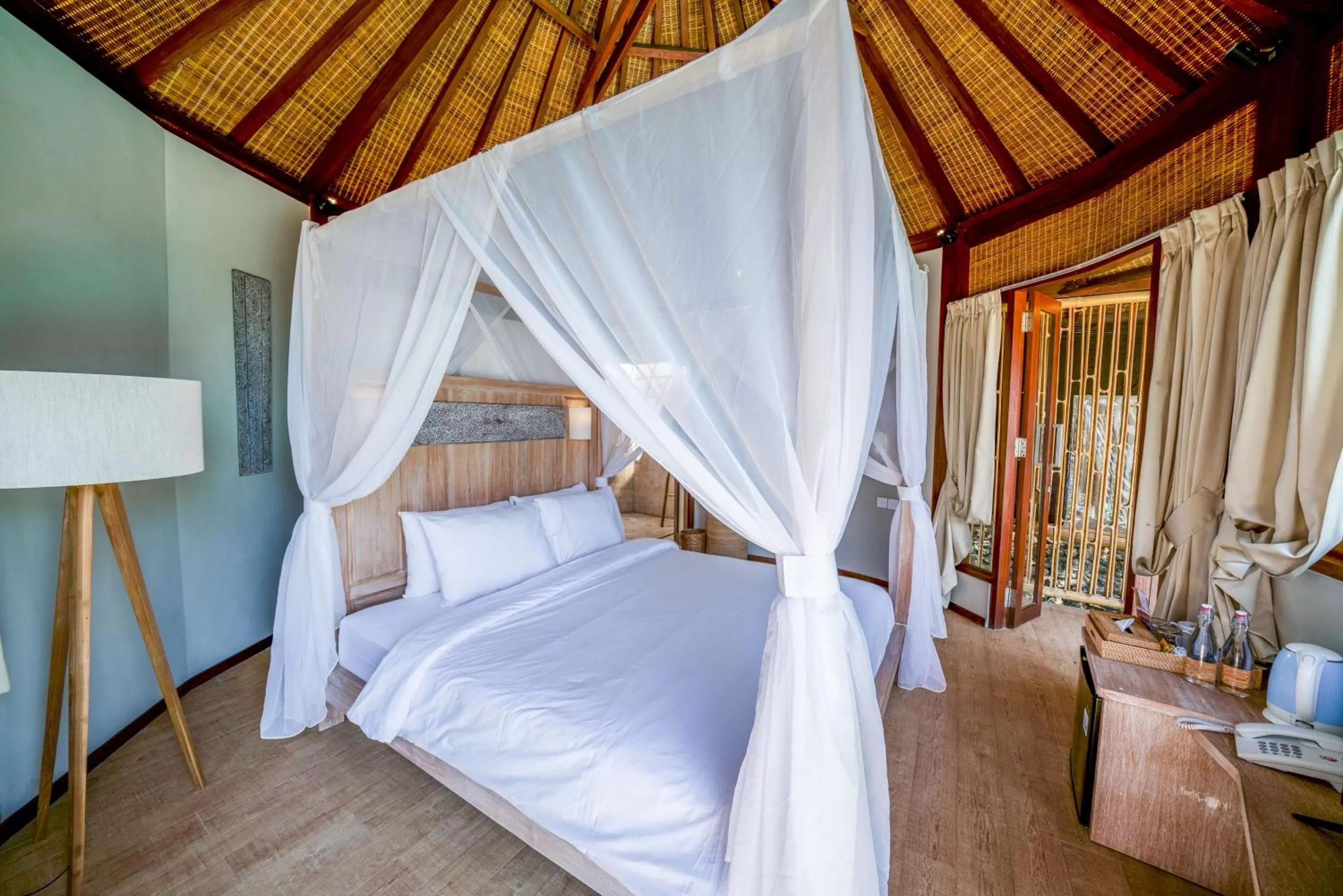 Photo of the whole room, Bed in Blue Lagoon Avia Villas