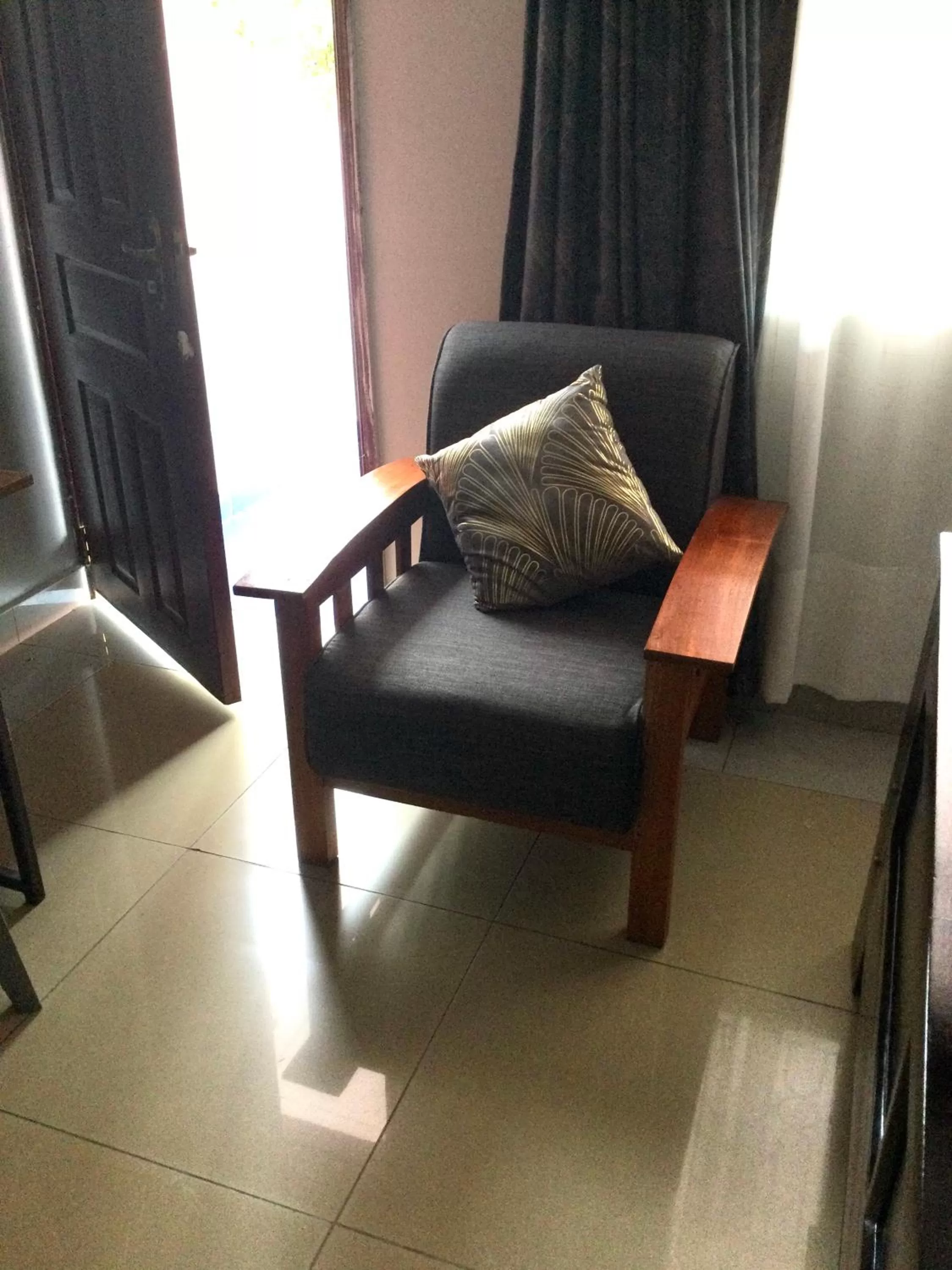 Seating area in Milimani Comfort