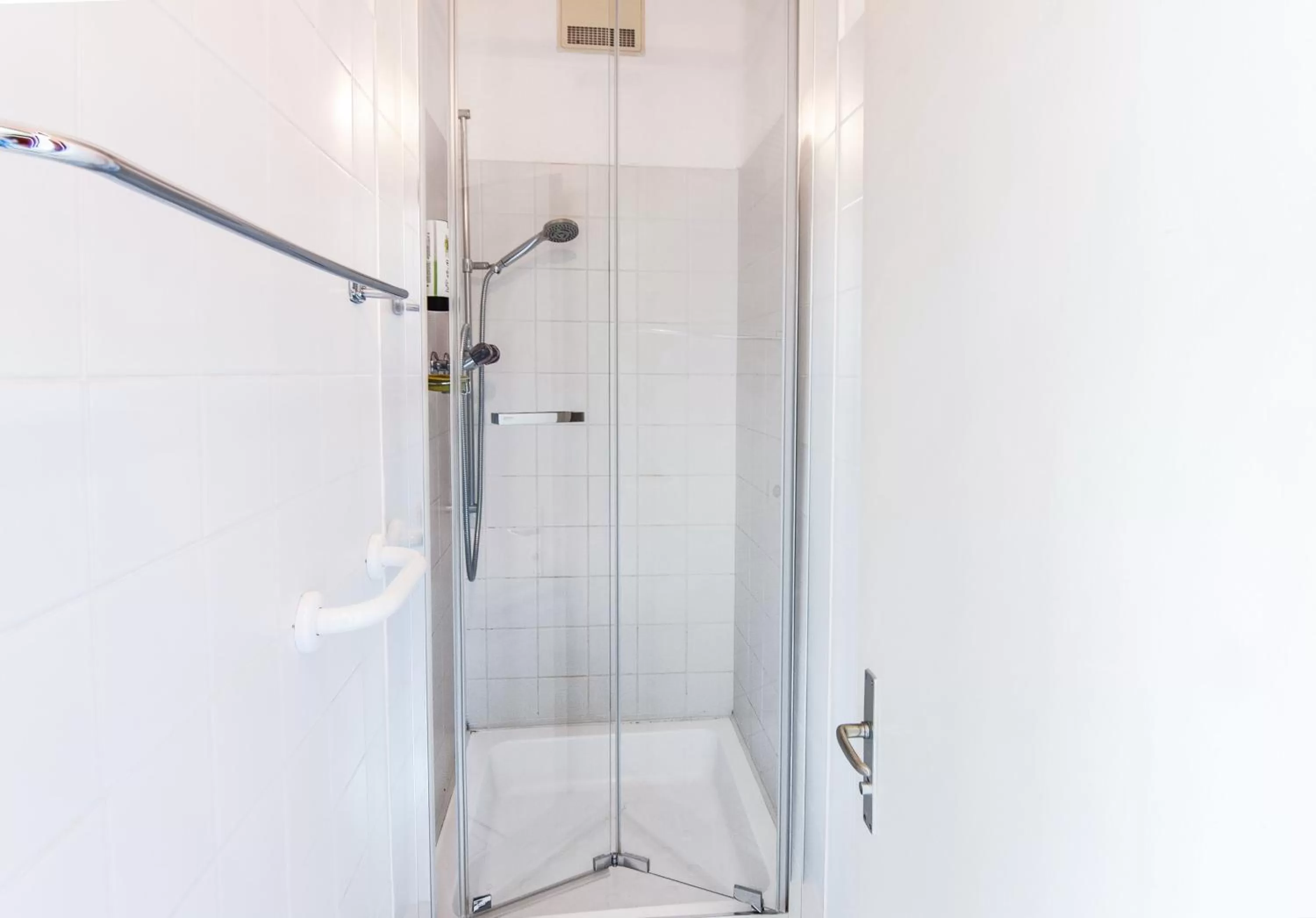 Bathroom in Rustico by Al Giardinetto