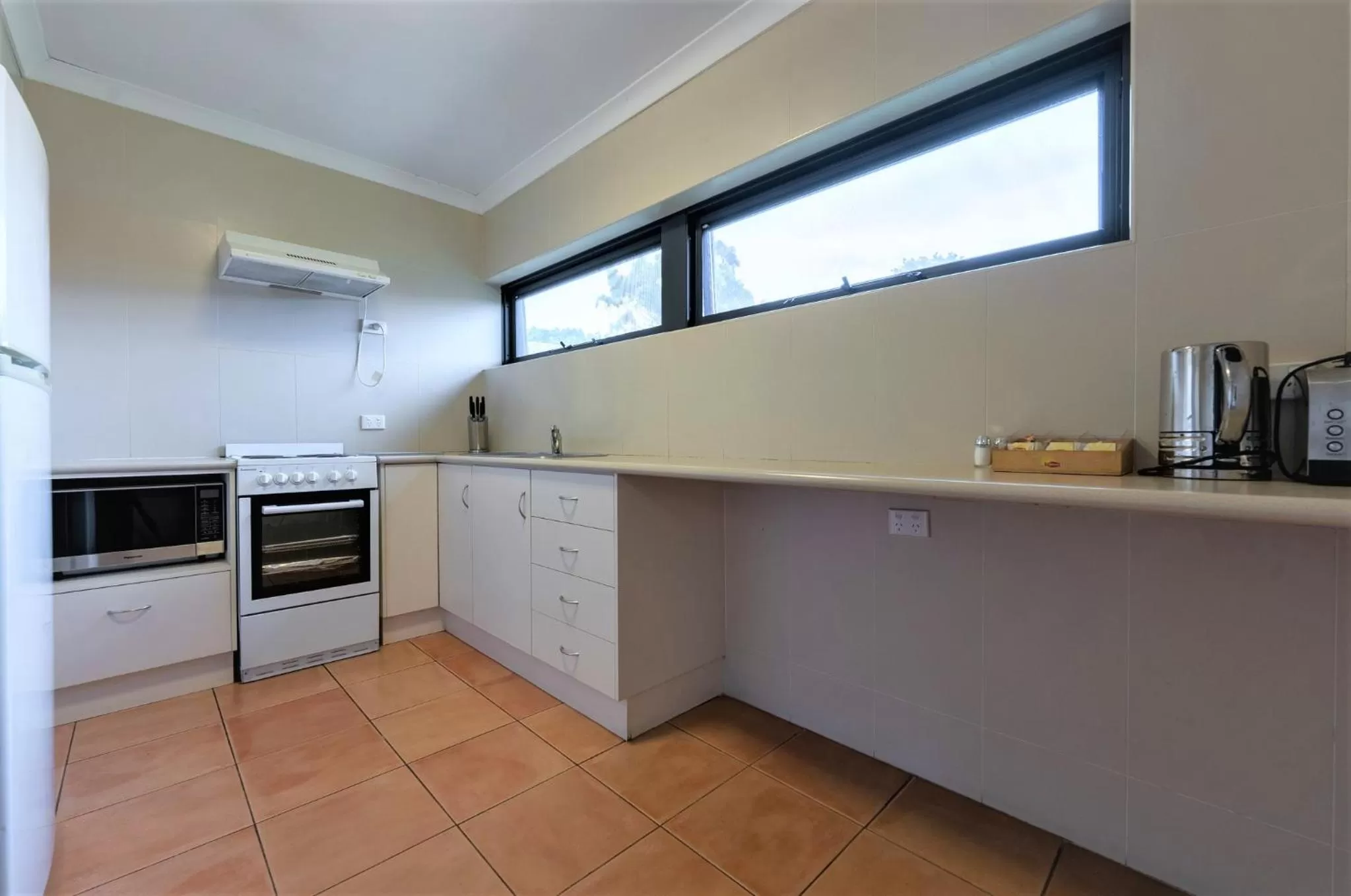 Kitchen or kitchenette in Forrest Hotel & Apartments