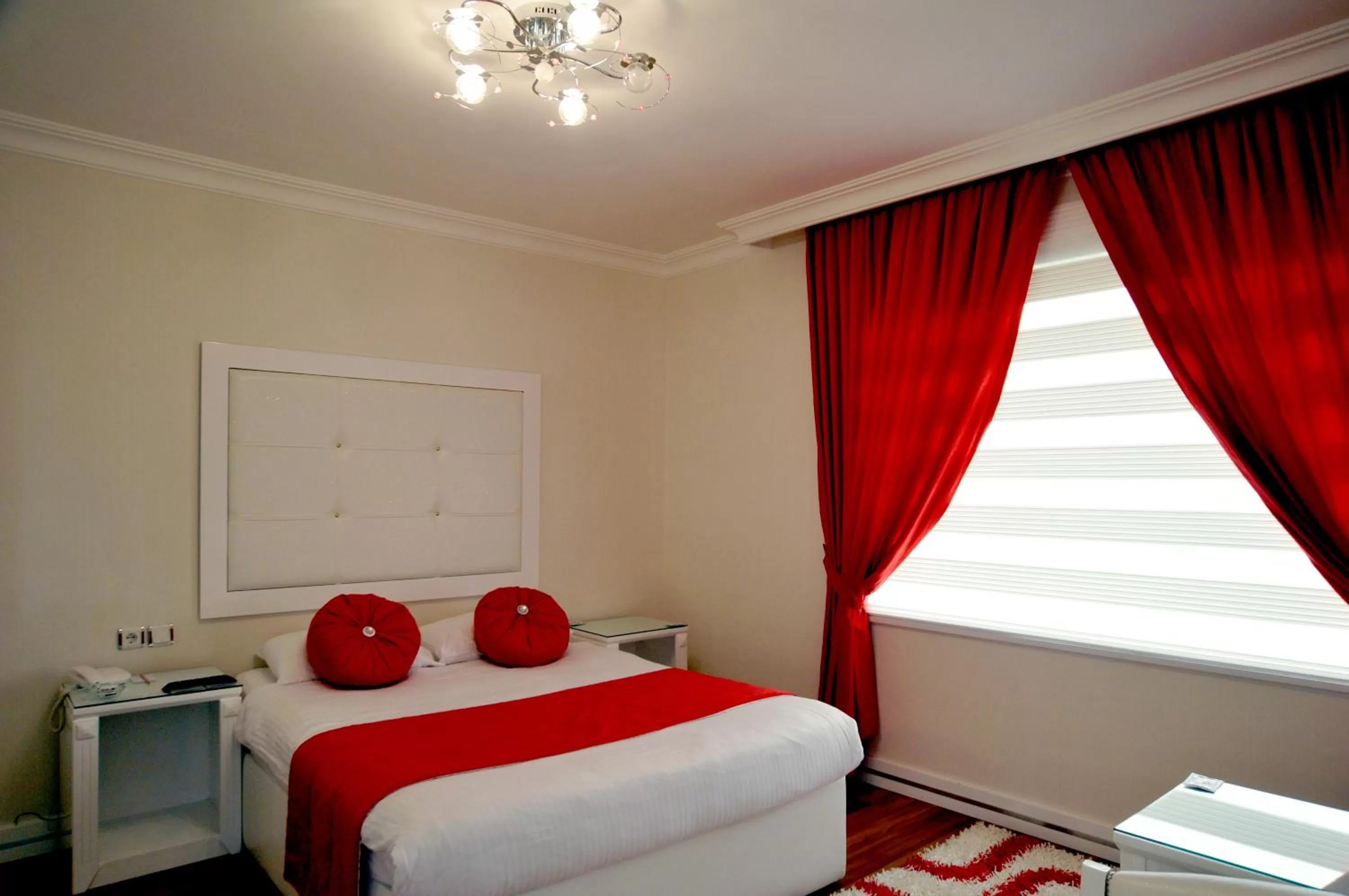 One-Bedroom Suite in Business Park Hotel