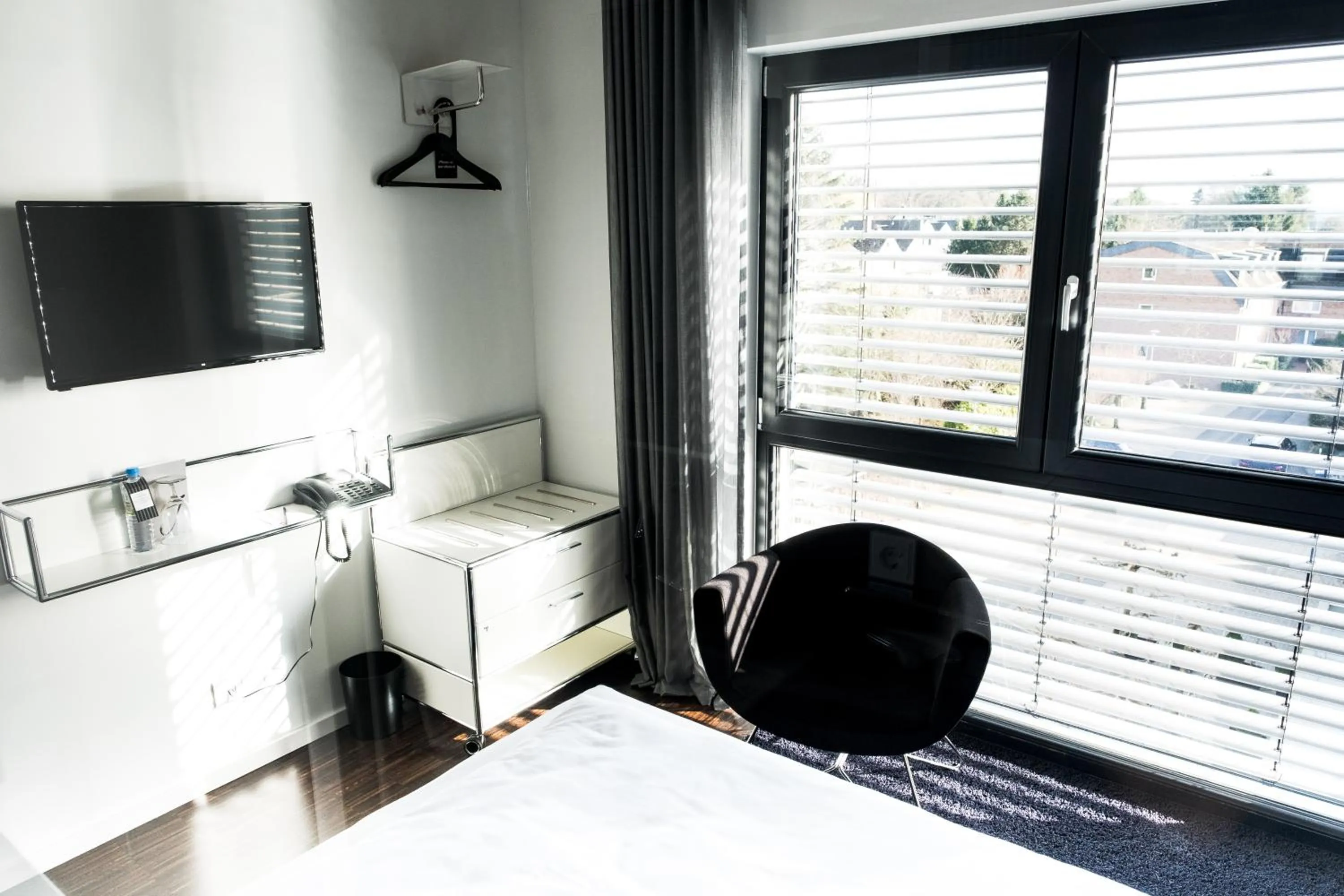 Photo of the whole room, TV/Entertainment Center in Jaumann´s Hotel