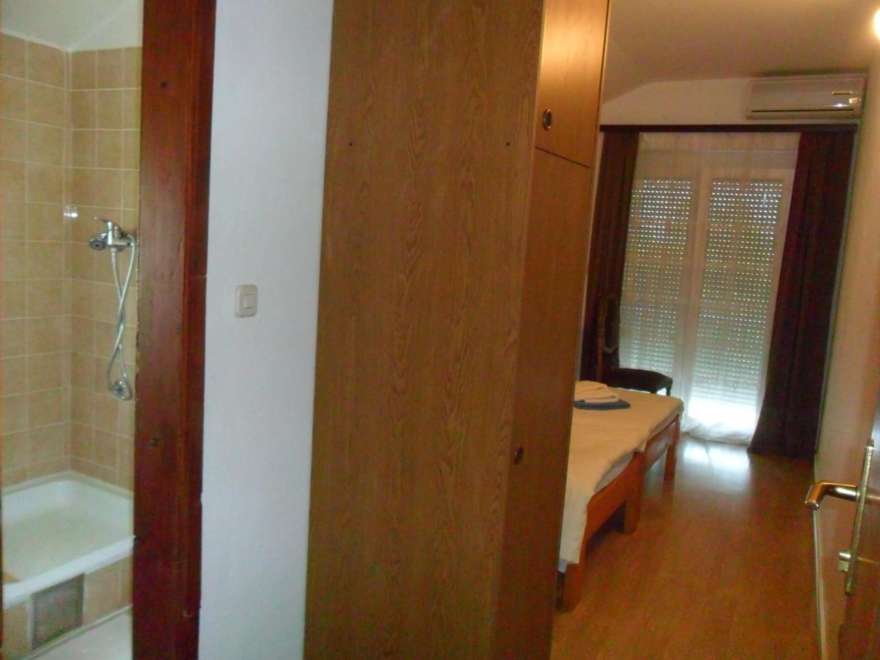 Logo/Certificate/Sign in Sobe u kucanstvu MBM