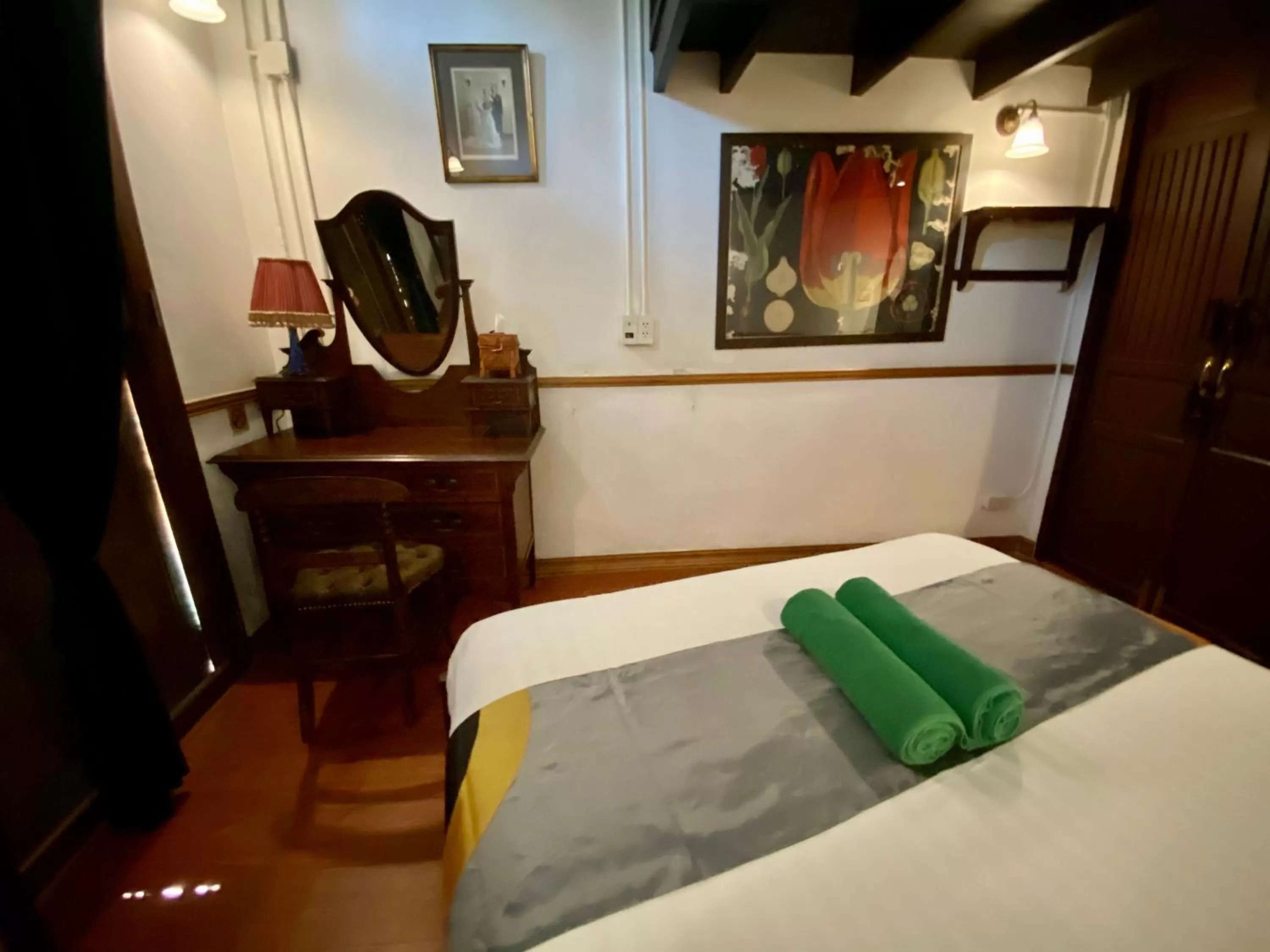 Bed in 103 - Bed and Brews