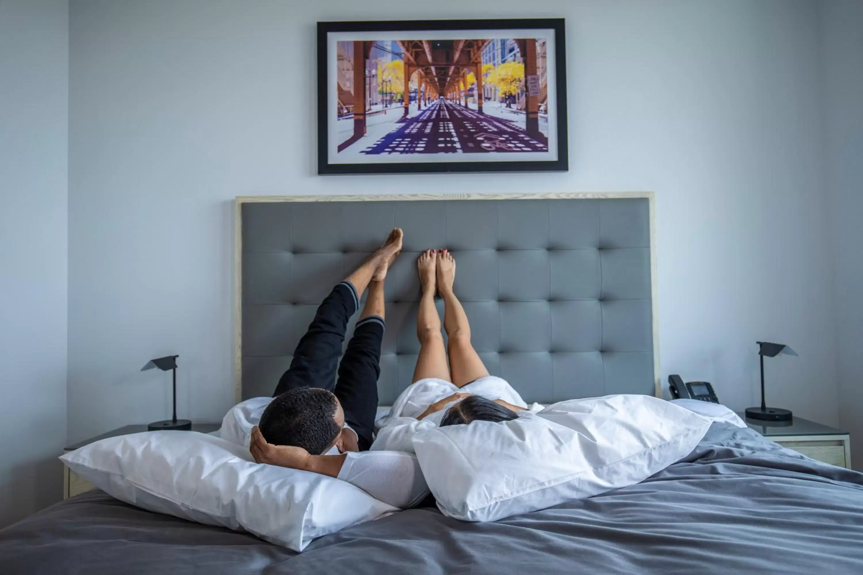 Two Bedroom Executive Corner Suite in Level Chicago - Old Town Two Bedroom Executive Corner Suite in Level Chicago - Old Town