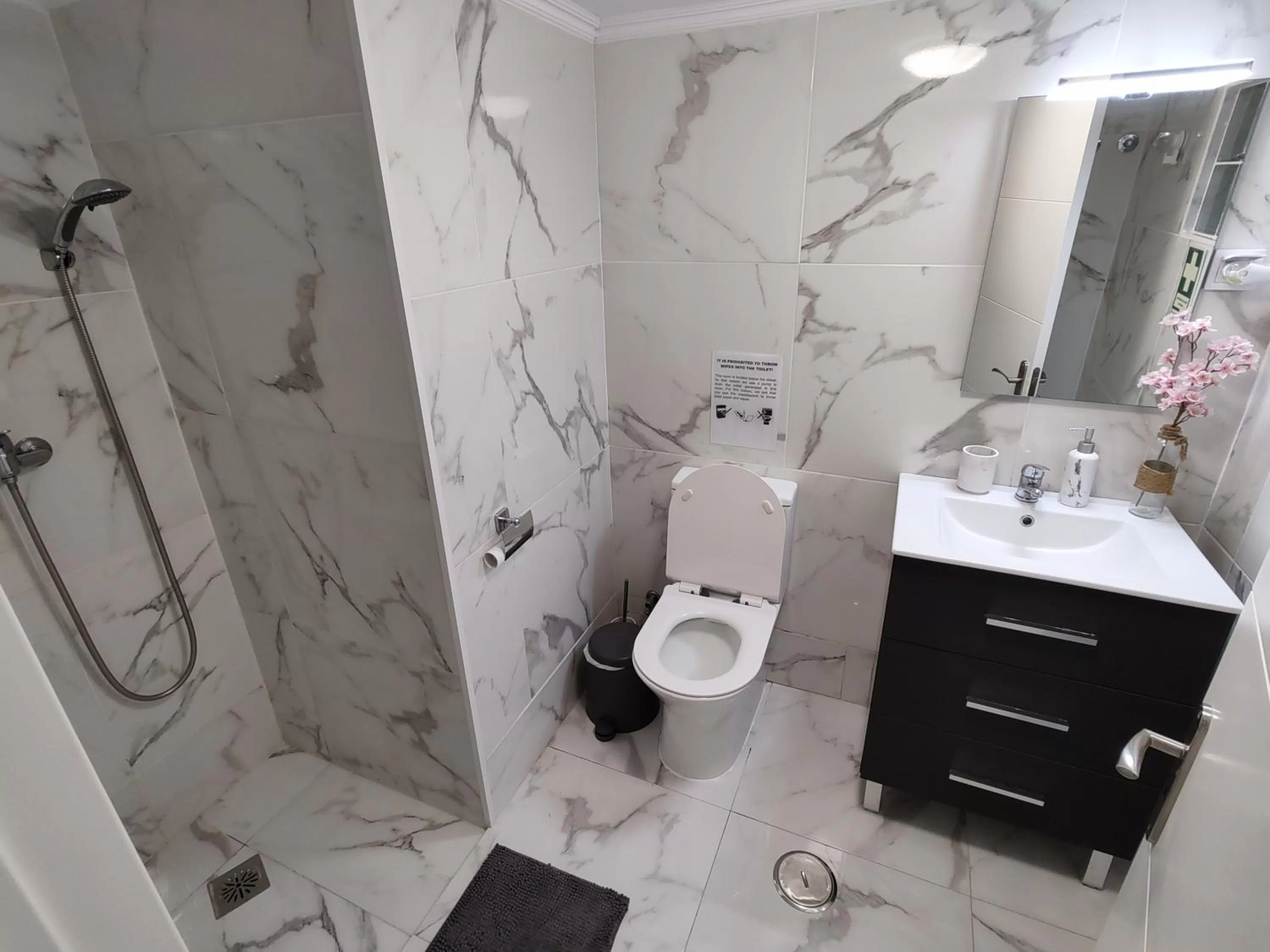 Shower, Bathroom in Costa Paradise Beach