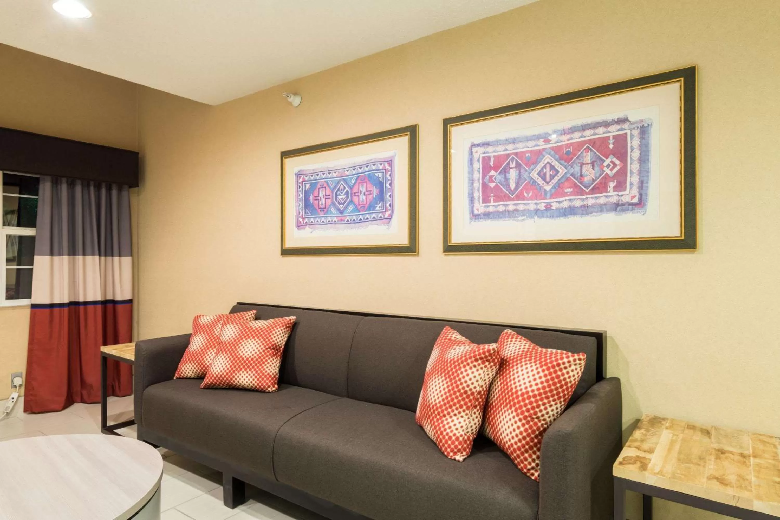 Lobby or reception in Microtel Inn and Suites Pueblo