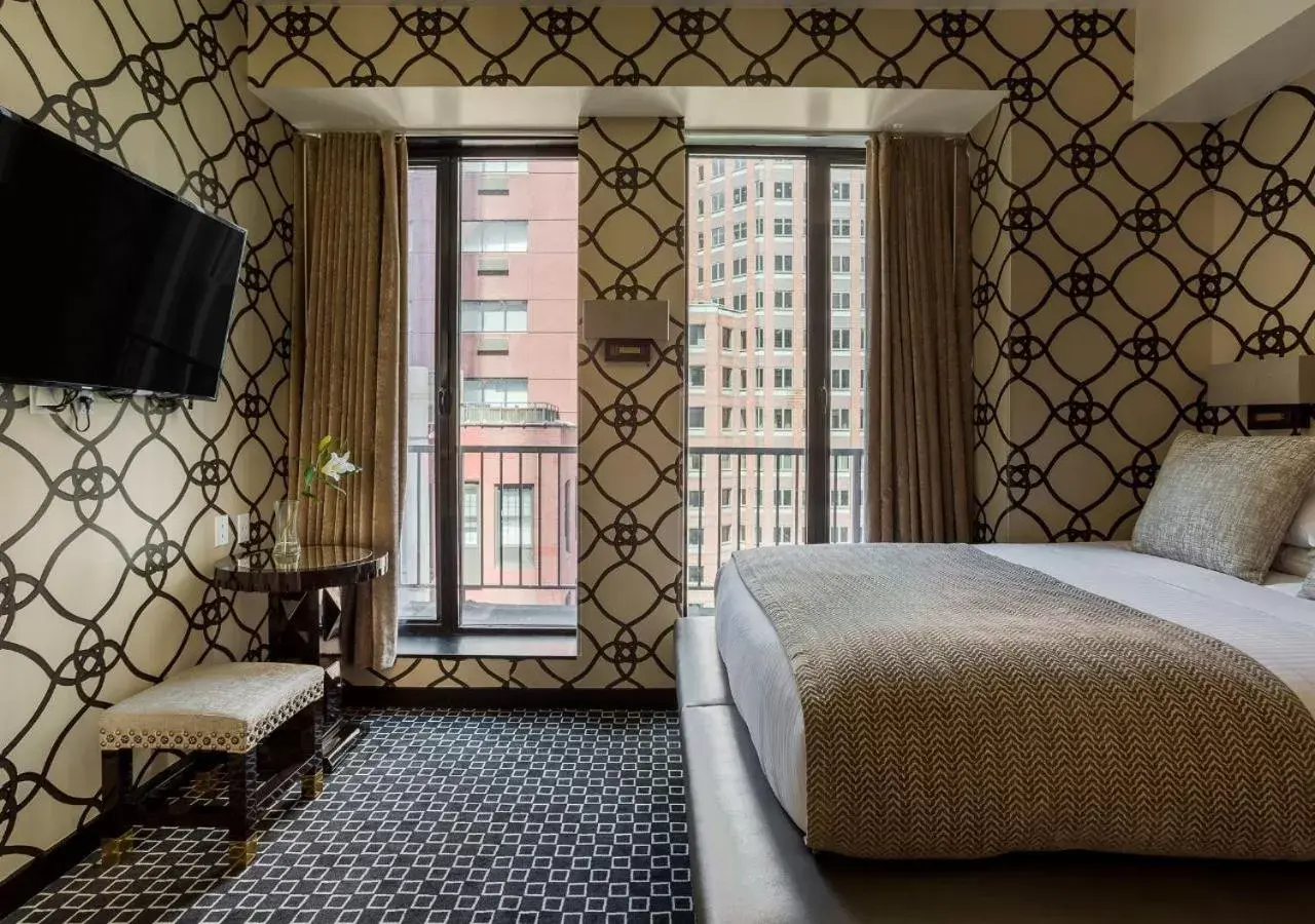 Standard Queen Room in 45 Times Square Hotel Standard Queen Room in 45 Times Square Hotel