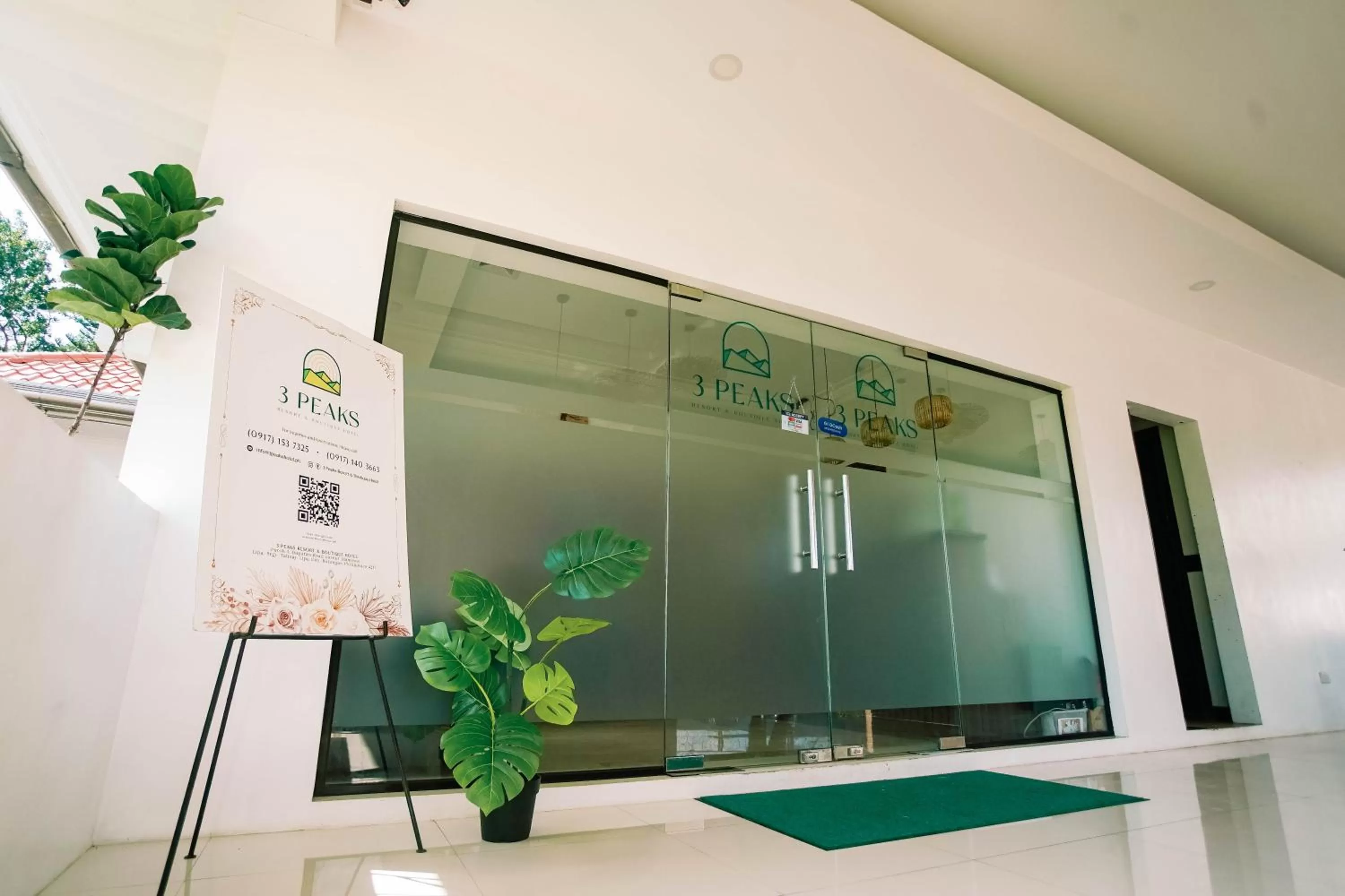 Lobby or reception in 3 Peaks Resort & Boutique Hotel