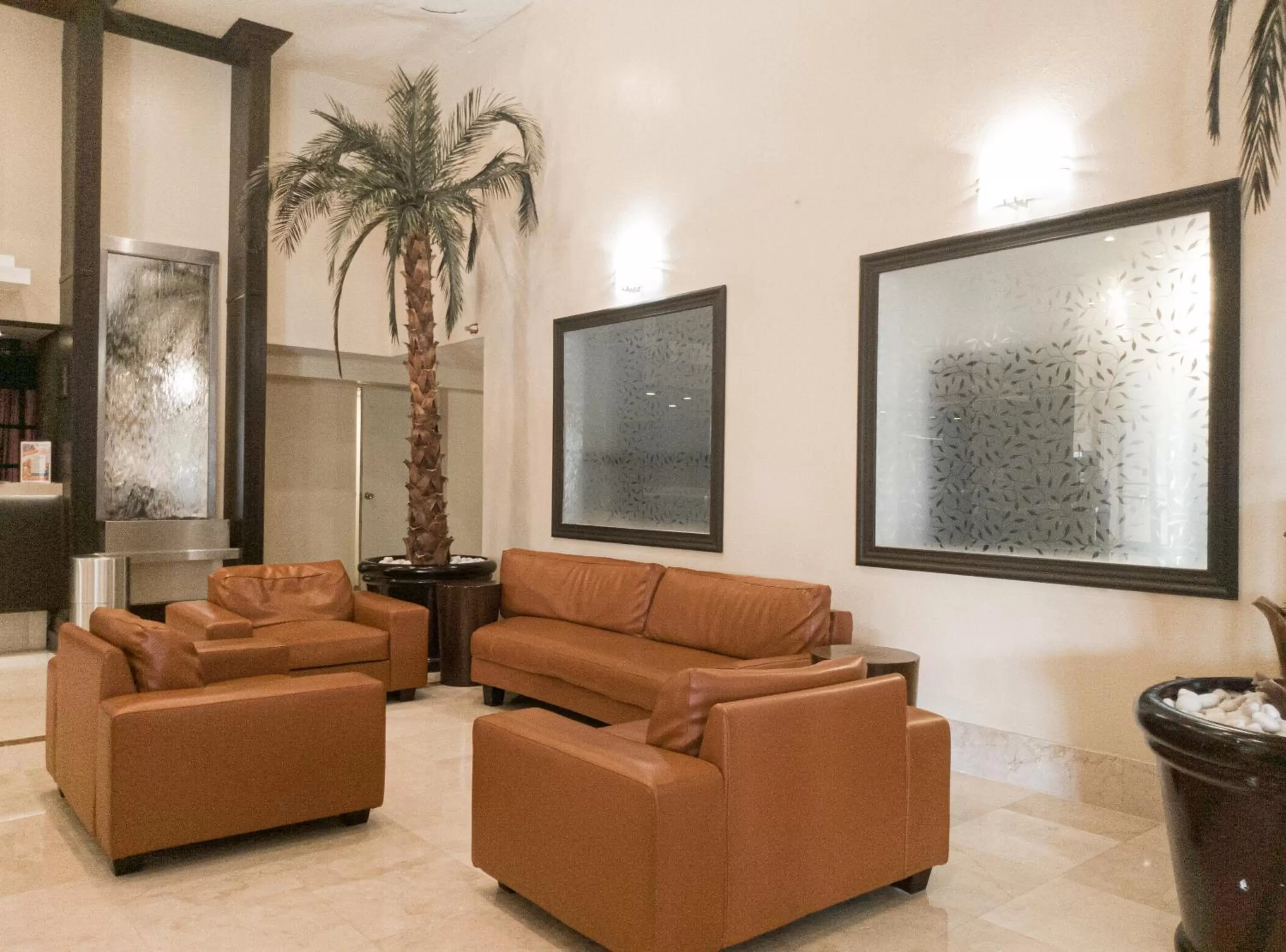 Lobby or reception in Ramada Plaza by Wyndham Marco Polo Beach Resort