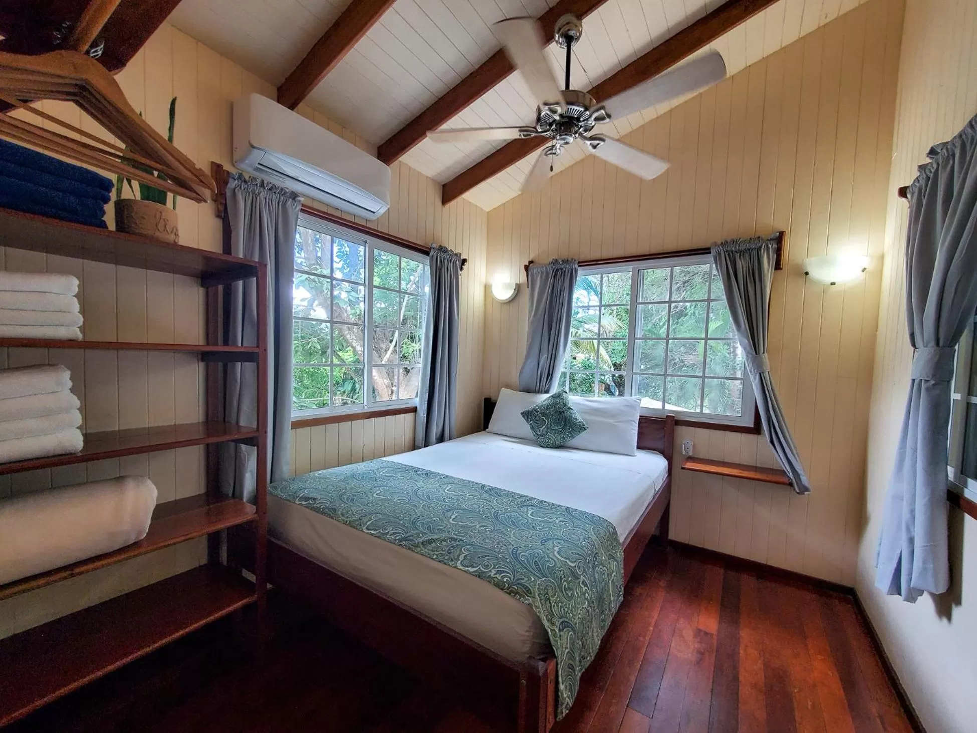 Bedroom in Placencia Villas