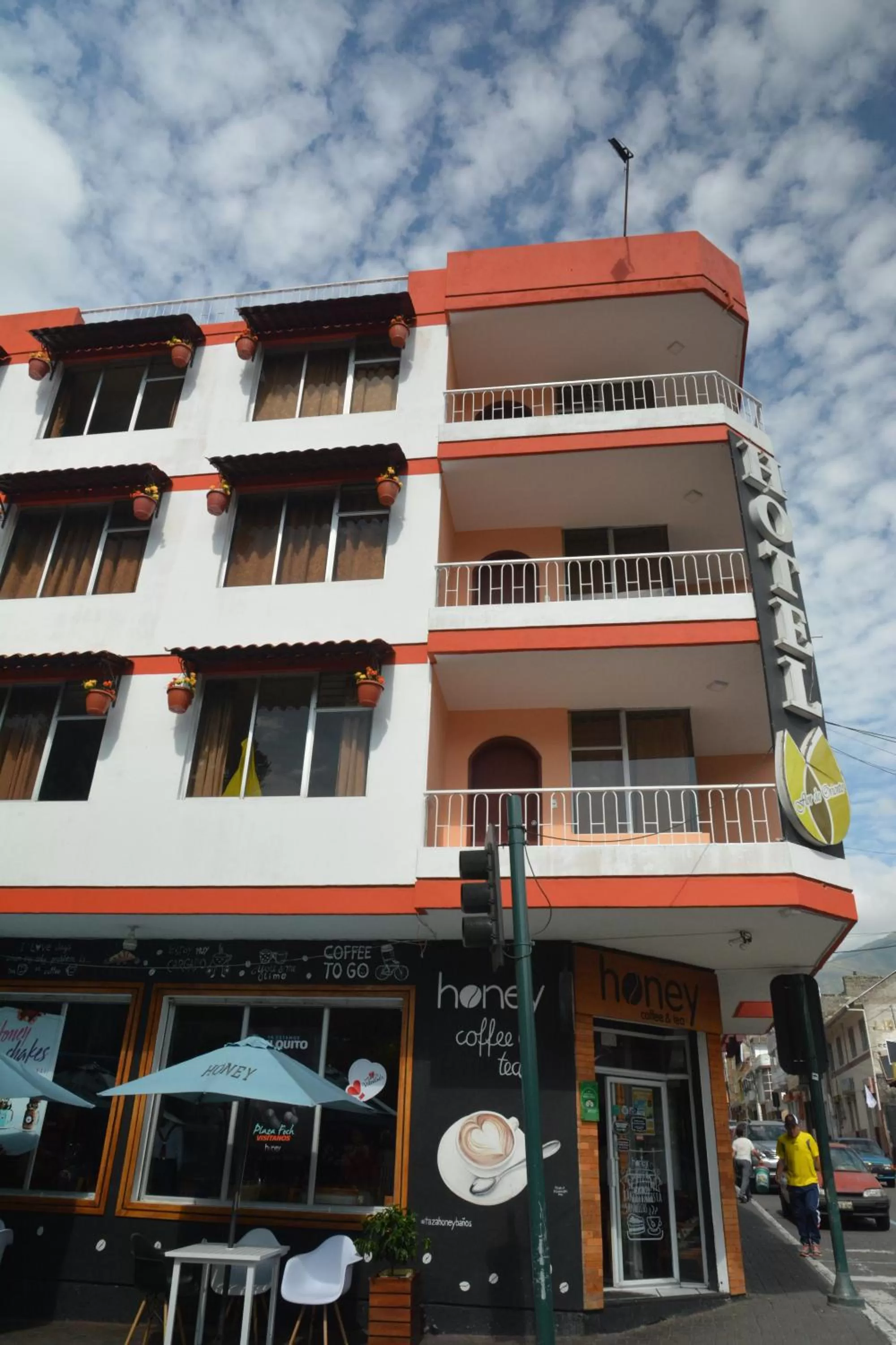 Property Building in Hotel Flor de Oriente