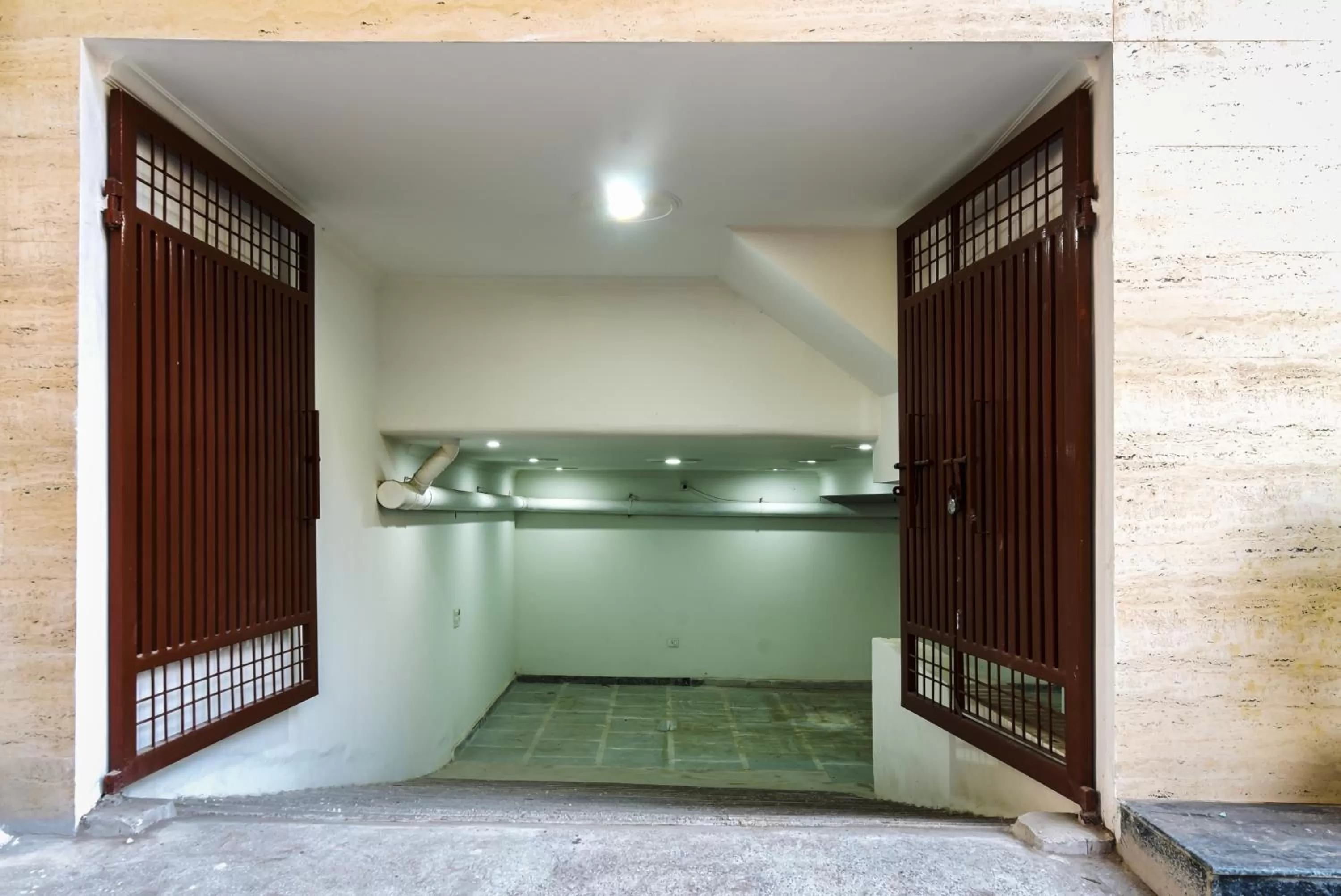 Parking in Hotel Urban Tree At Delhi Airport