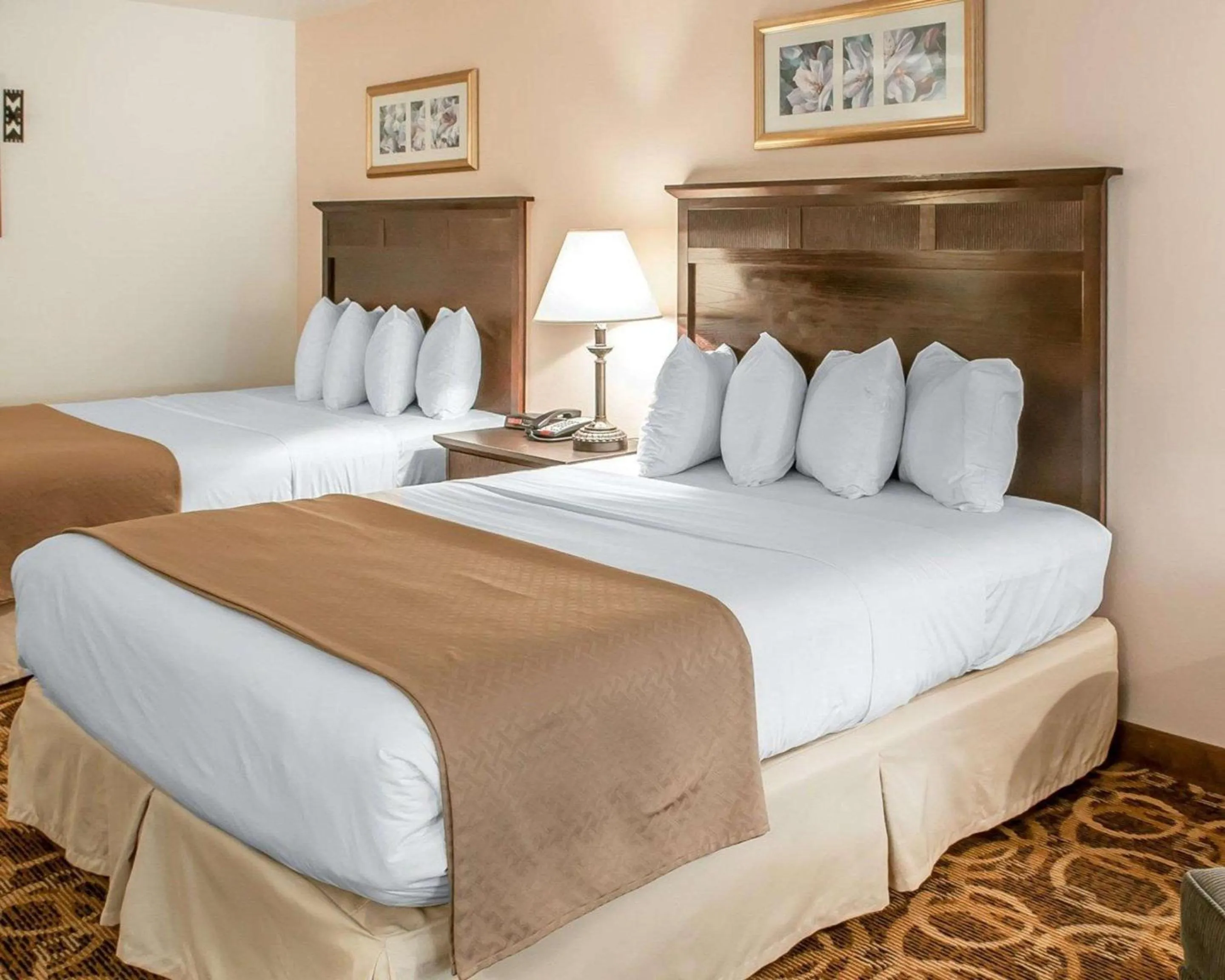 Photo of the whole room, Bed in Quality Inn & Suites Hobbs