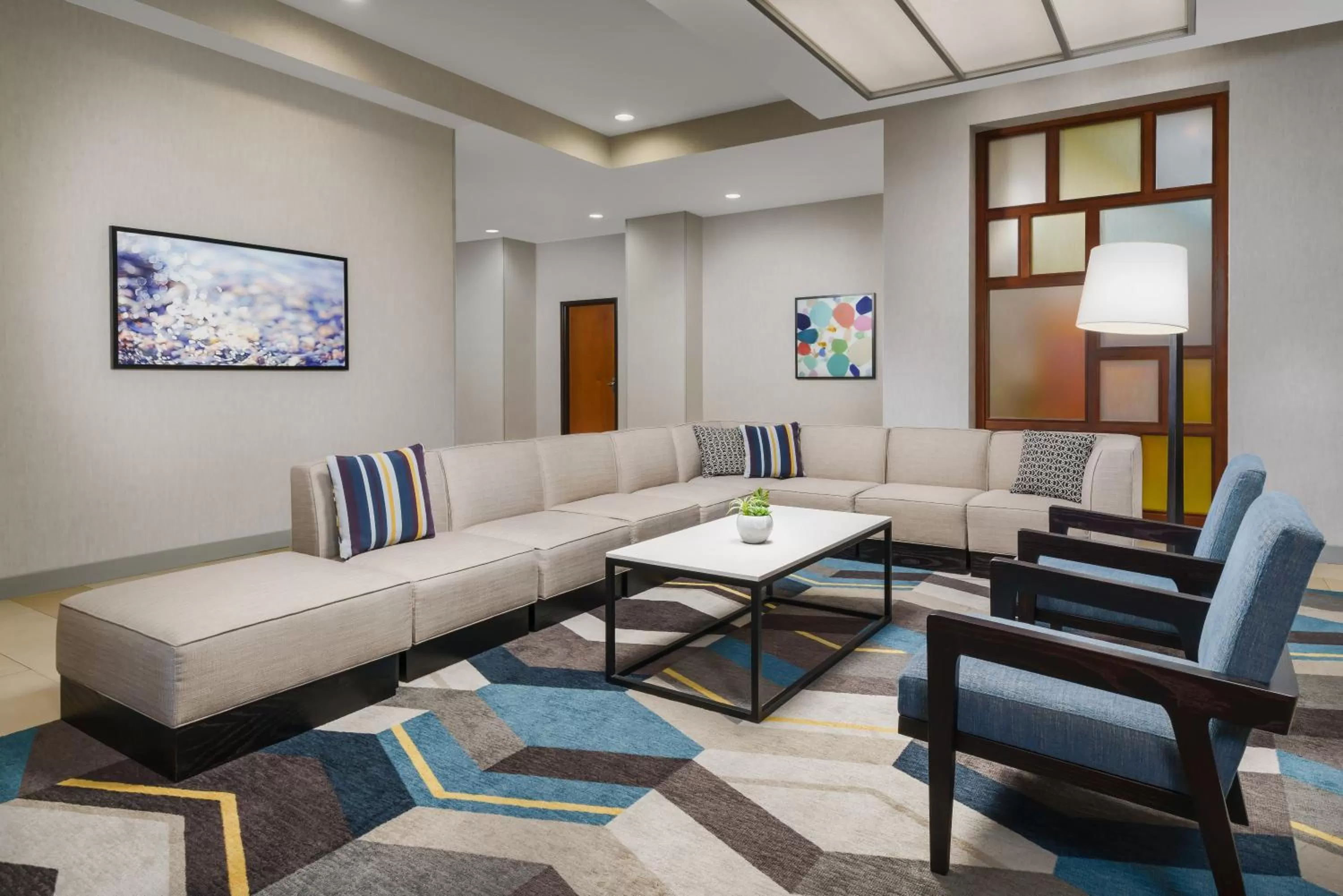 Lobby or reception in Hyatt House Fort Lauderdale Airport/Cruise Port