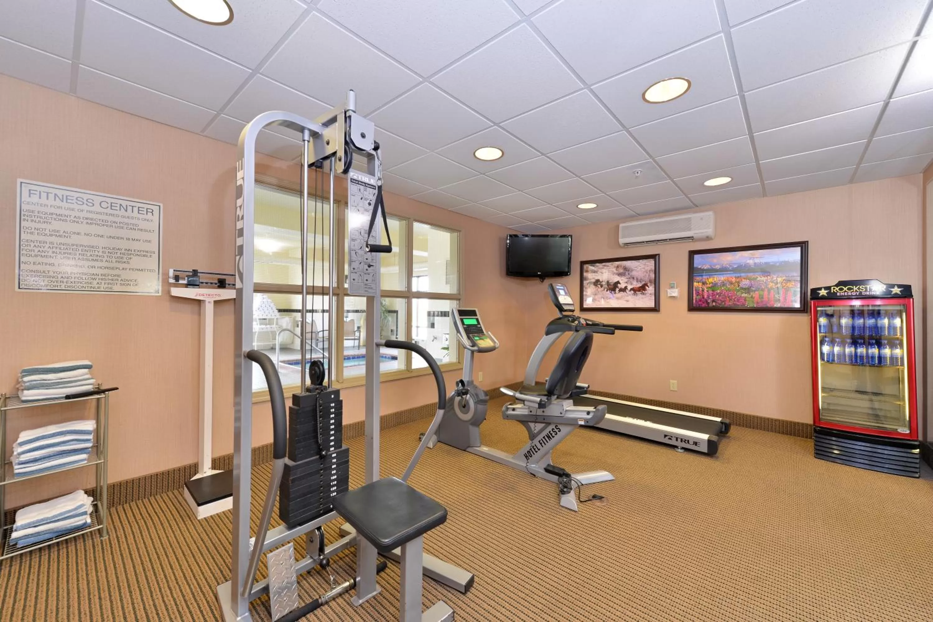 Spa and wellness centre/facilities in Holiday Inn Express Rawlins by IHG