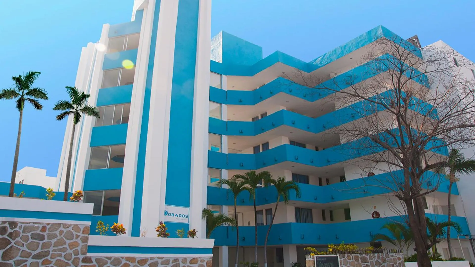 Facade/entrance in Dorados Acapulco