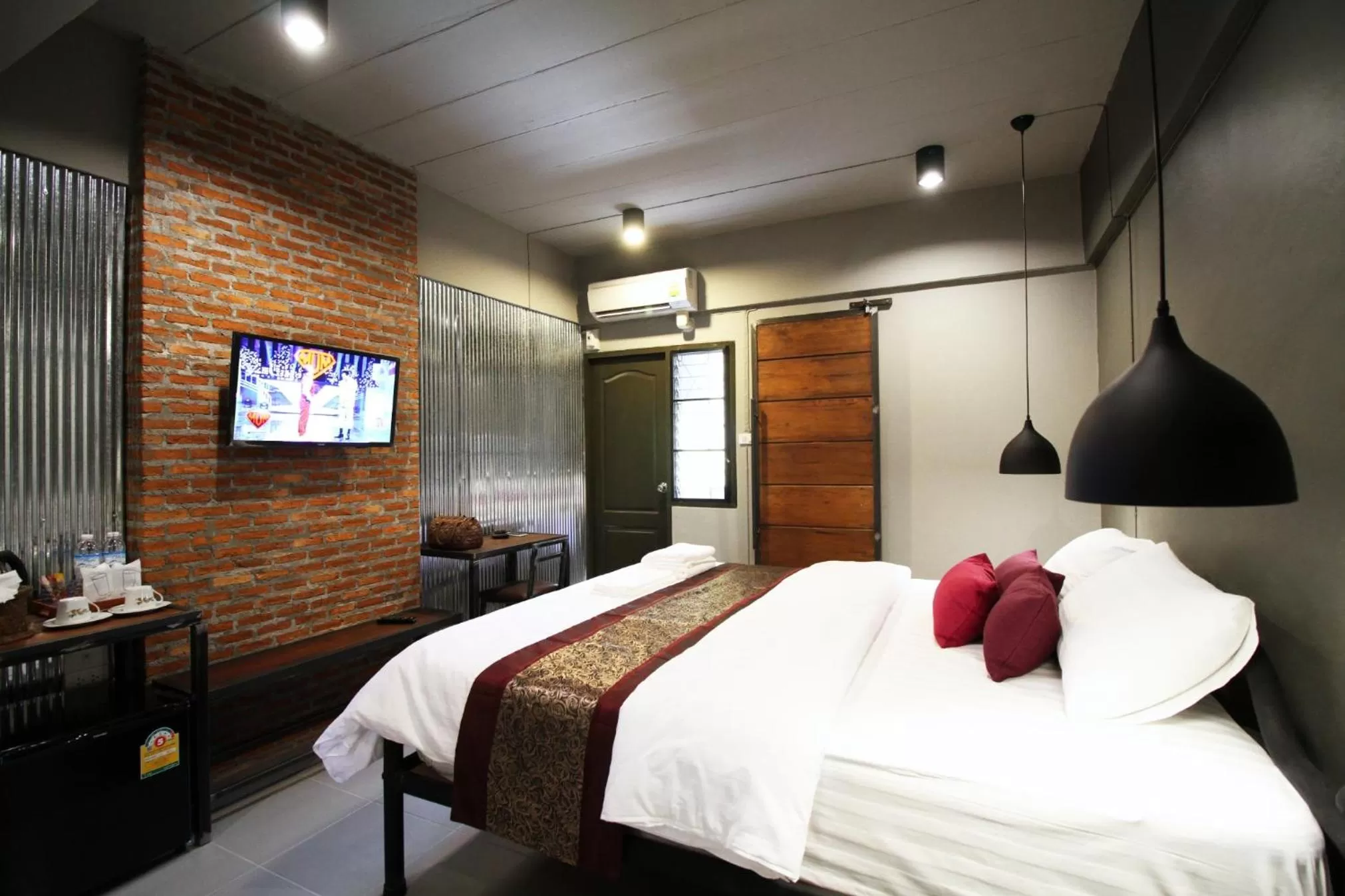 Bed in Duangdren Place