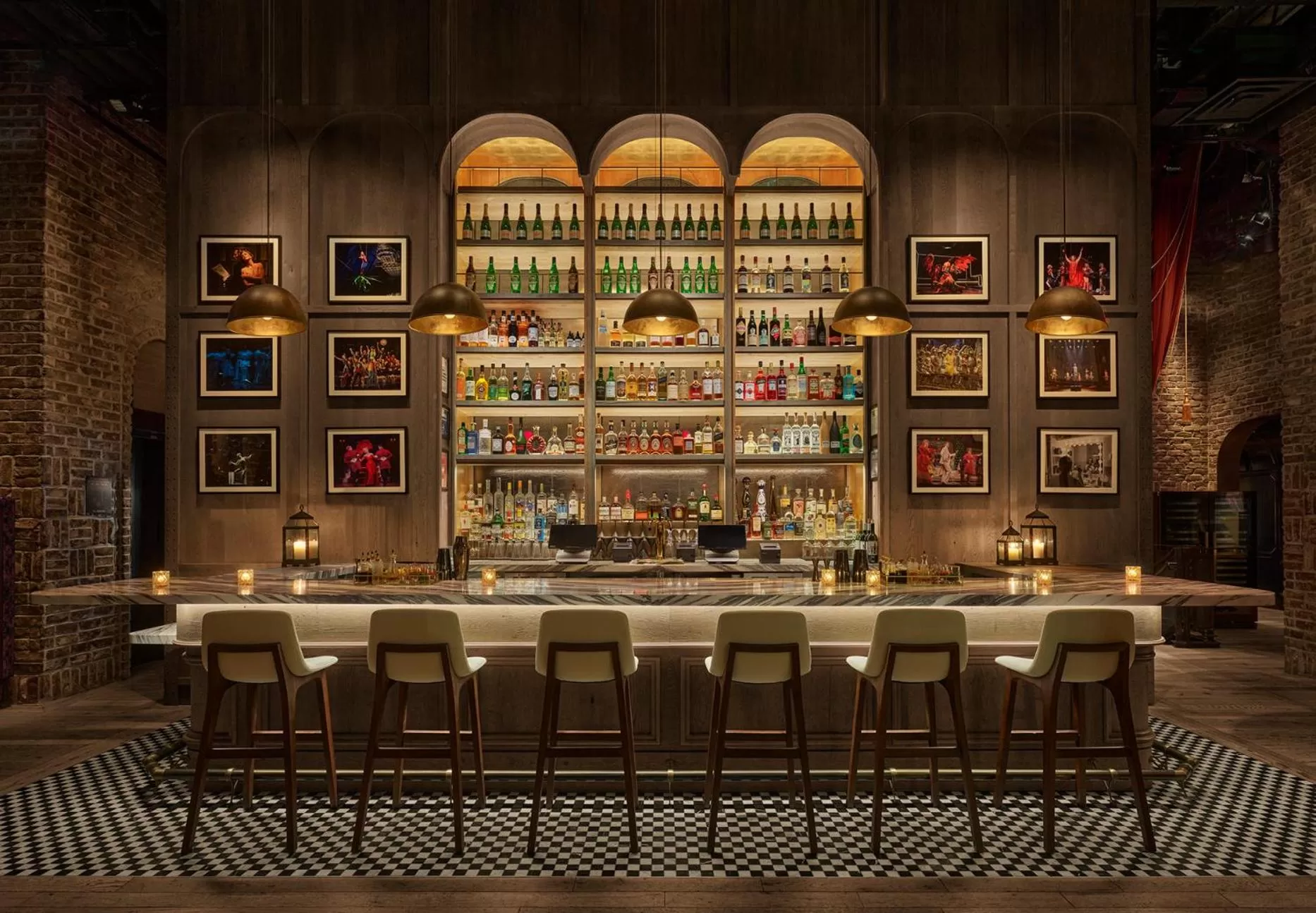 Lounge or bar in CIVILIAN Hotel