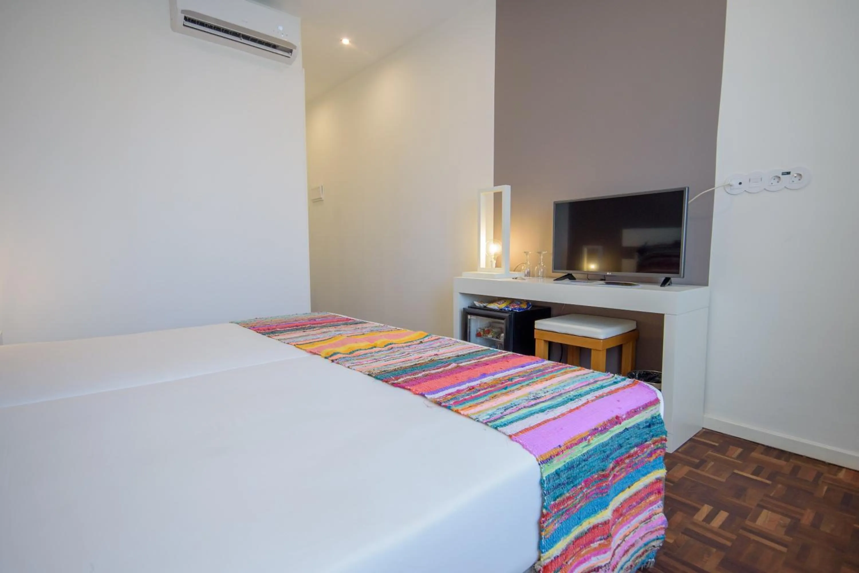 Bed in Oasis Porto Grande