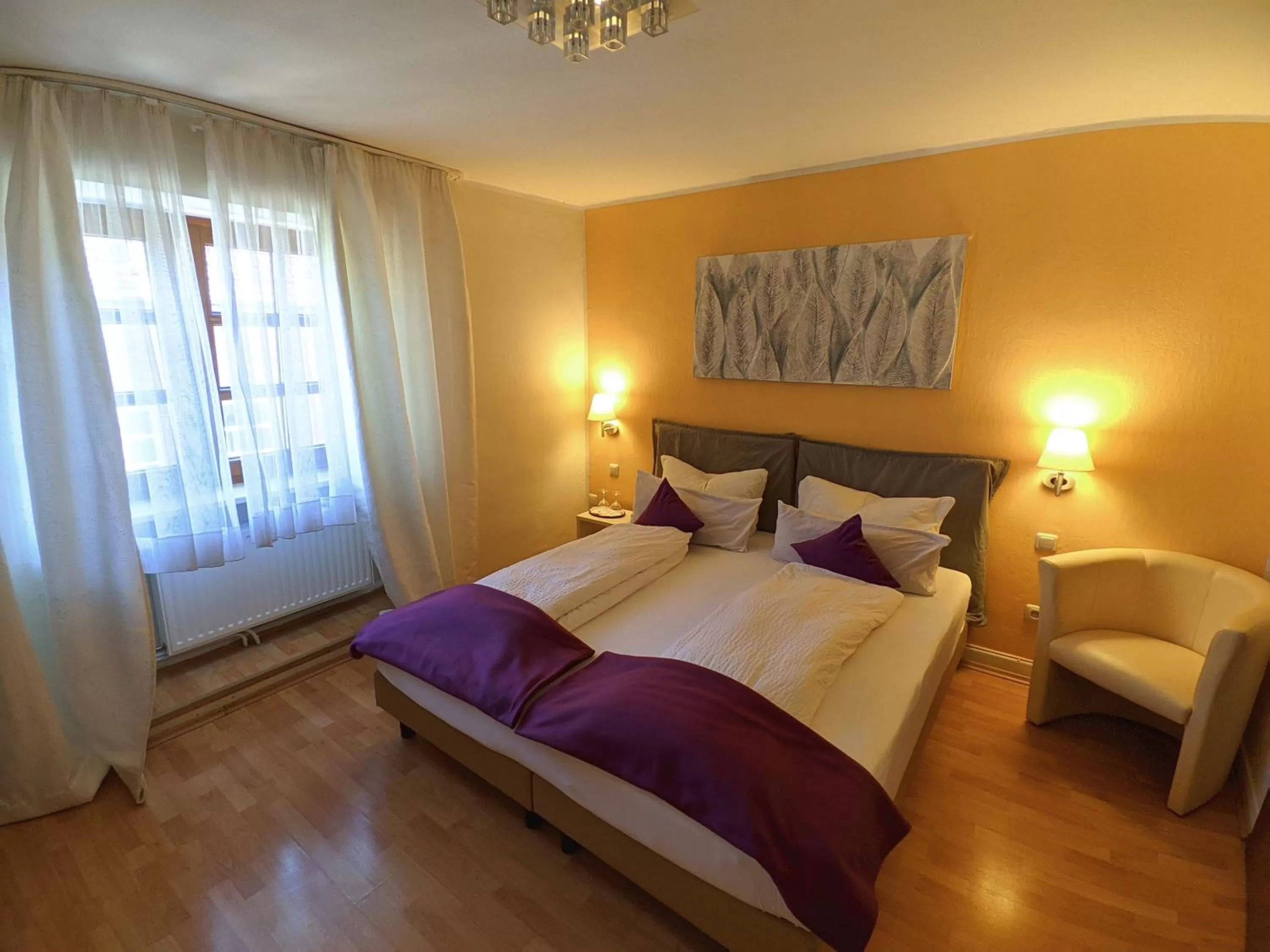 Photo of the whole room, Bed in Hotel Rath