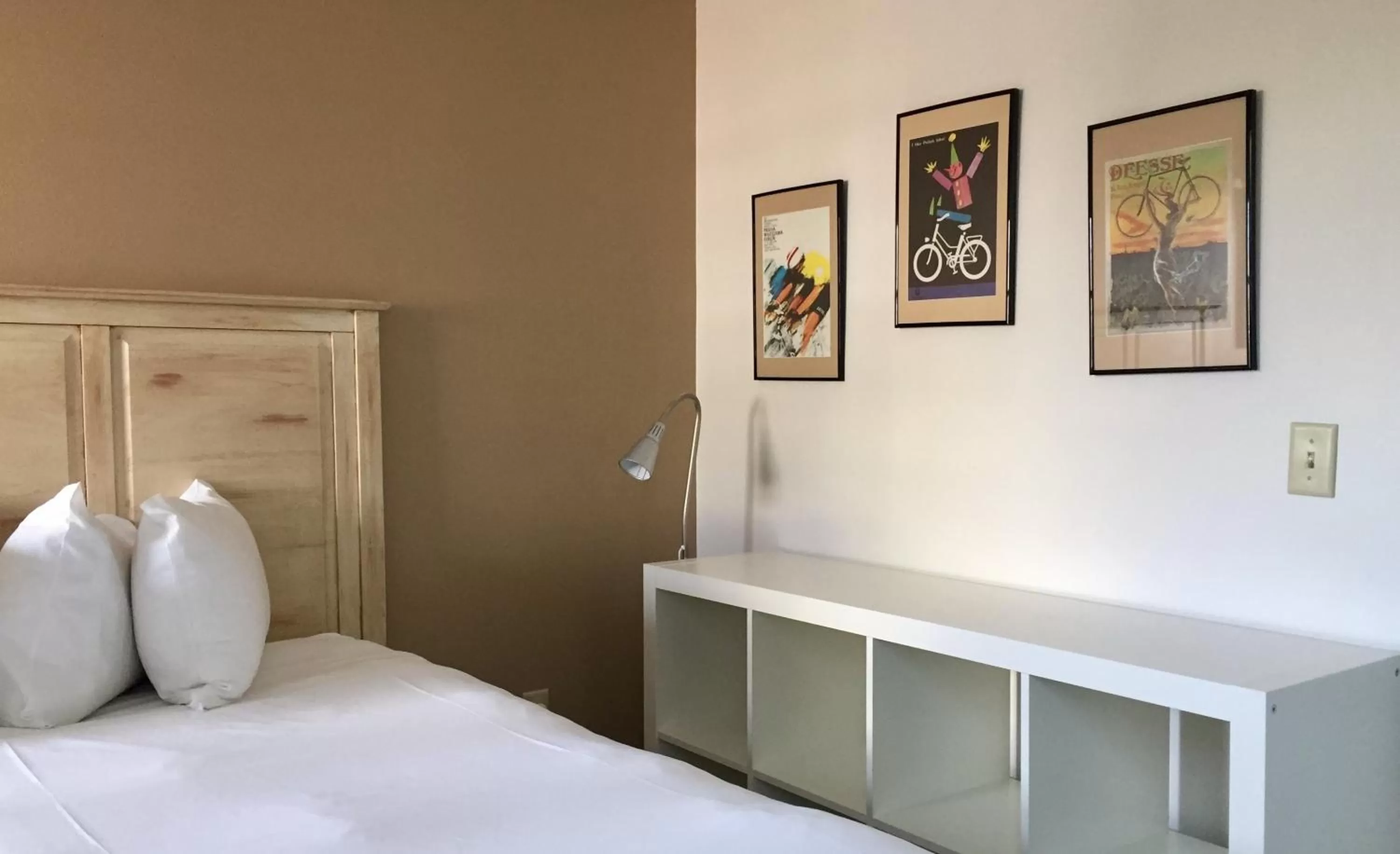 Bedroom, Bed in Pilgrim House