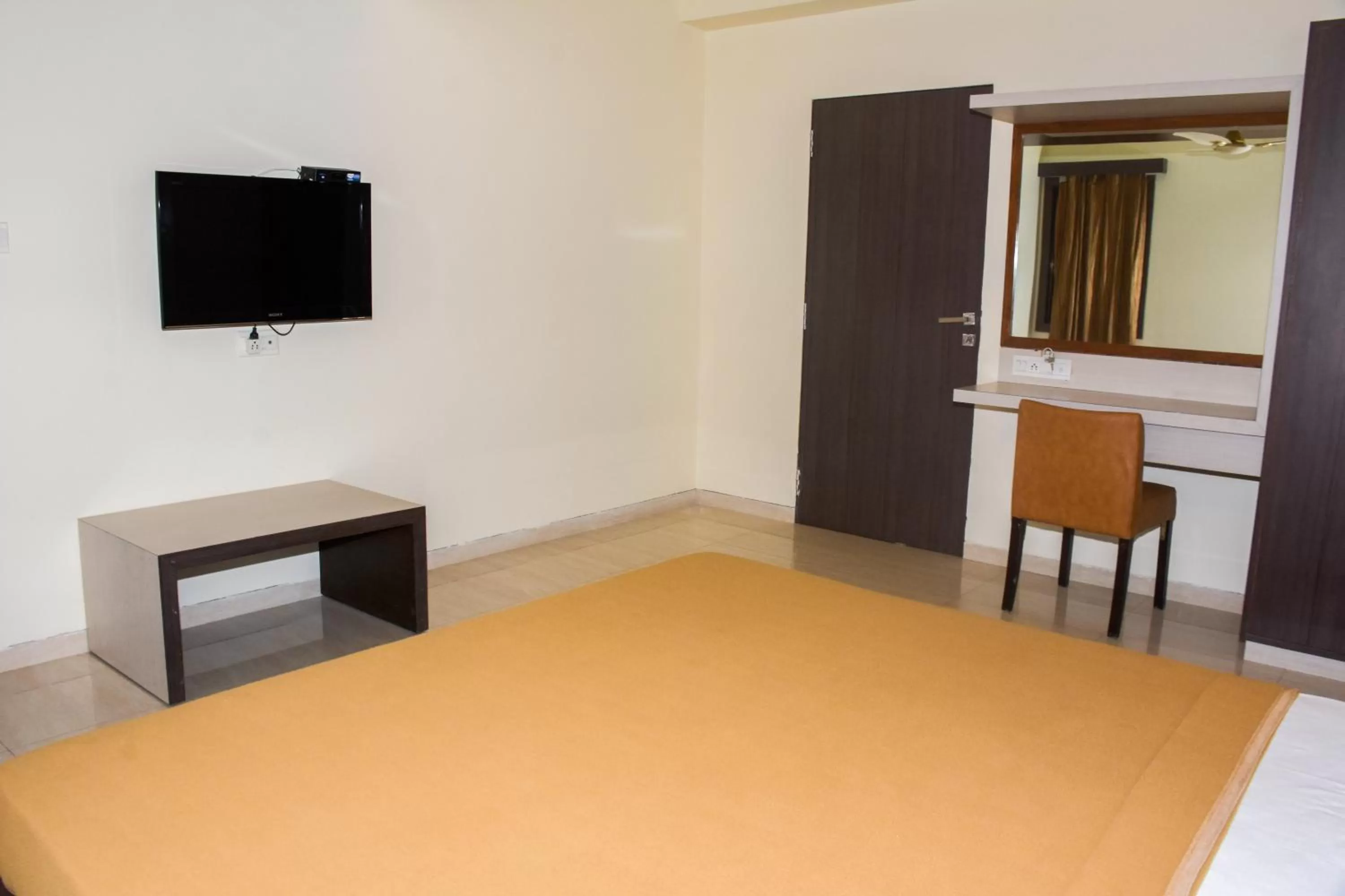 Bed in Hotel Vaikunth By Adamo