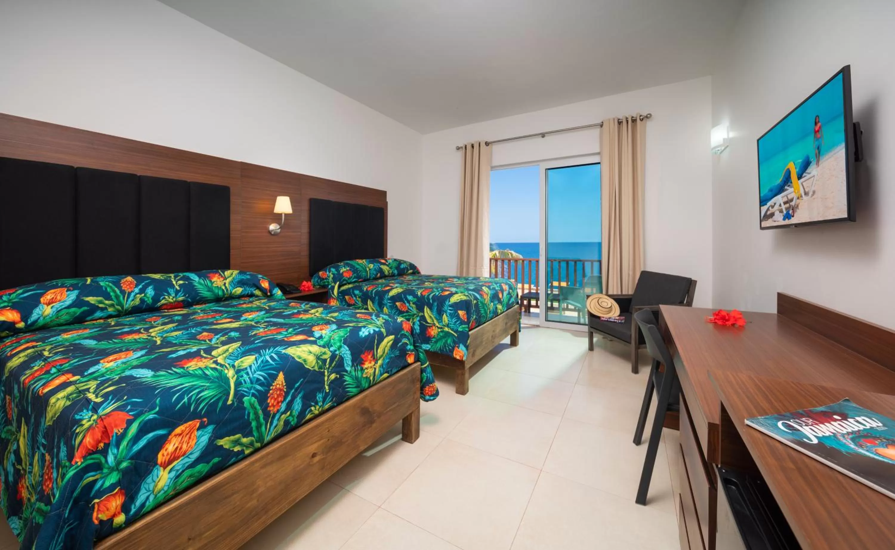 View (from property/room), Bed in Samsara Cliff Resort