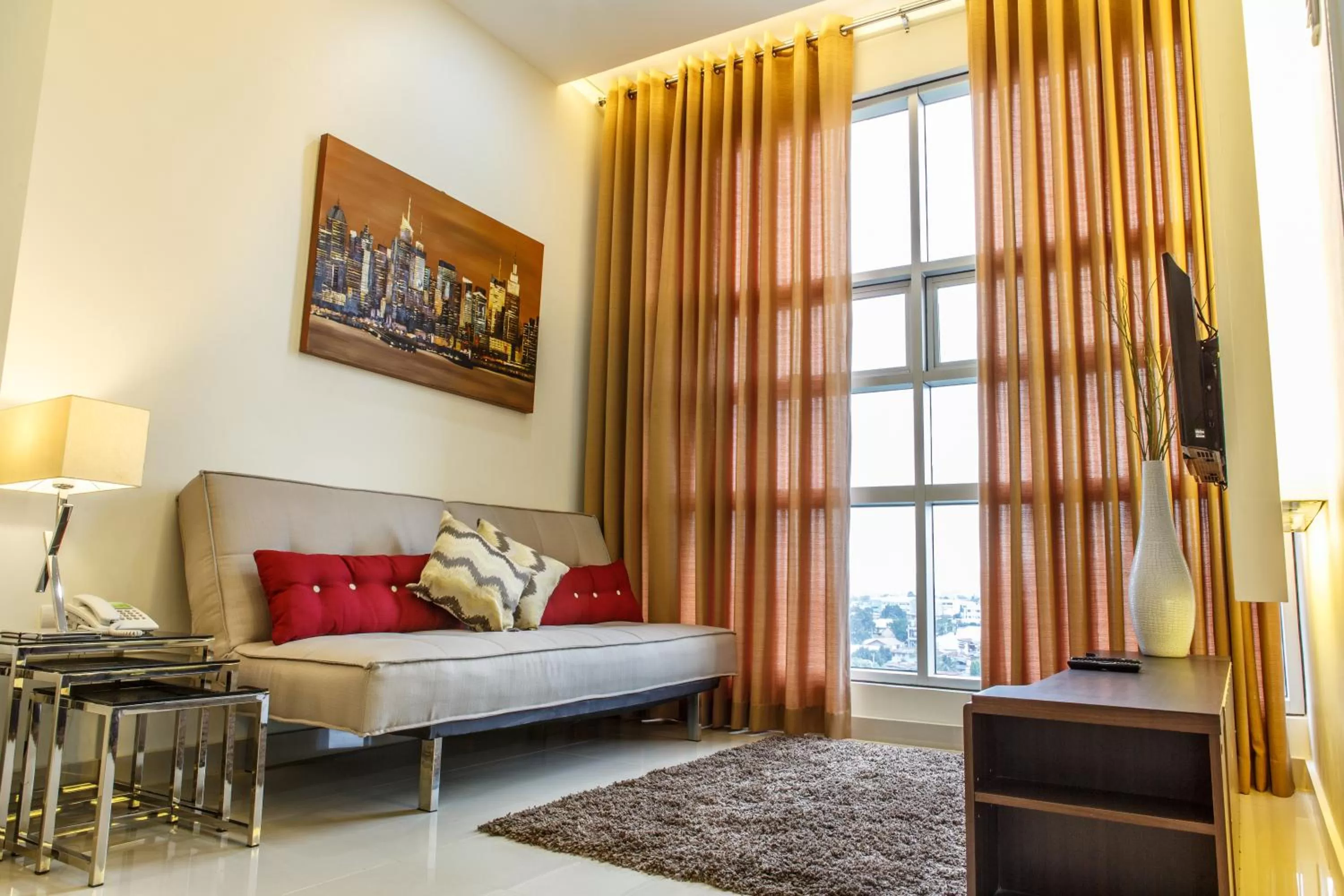 Living room in Hamersons Hotel Cebu