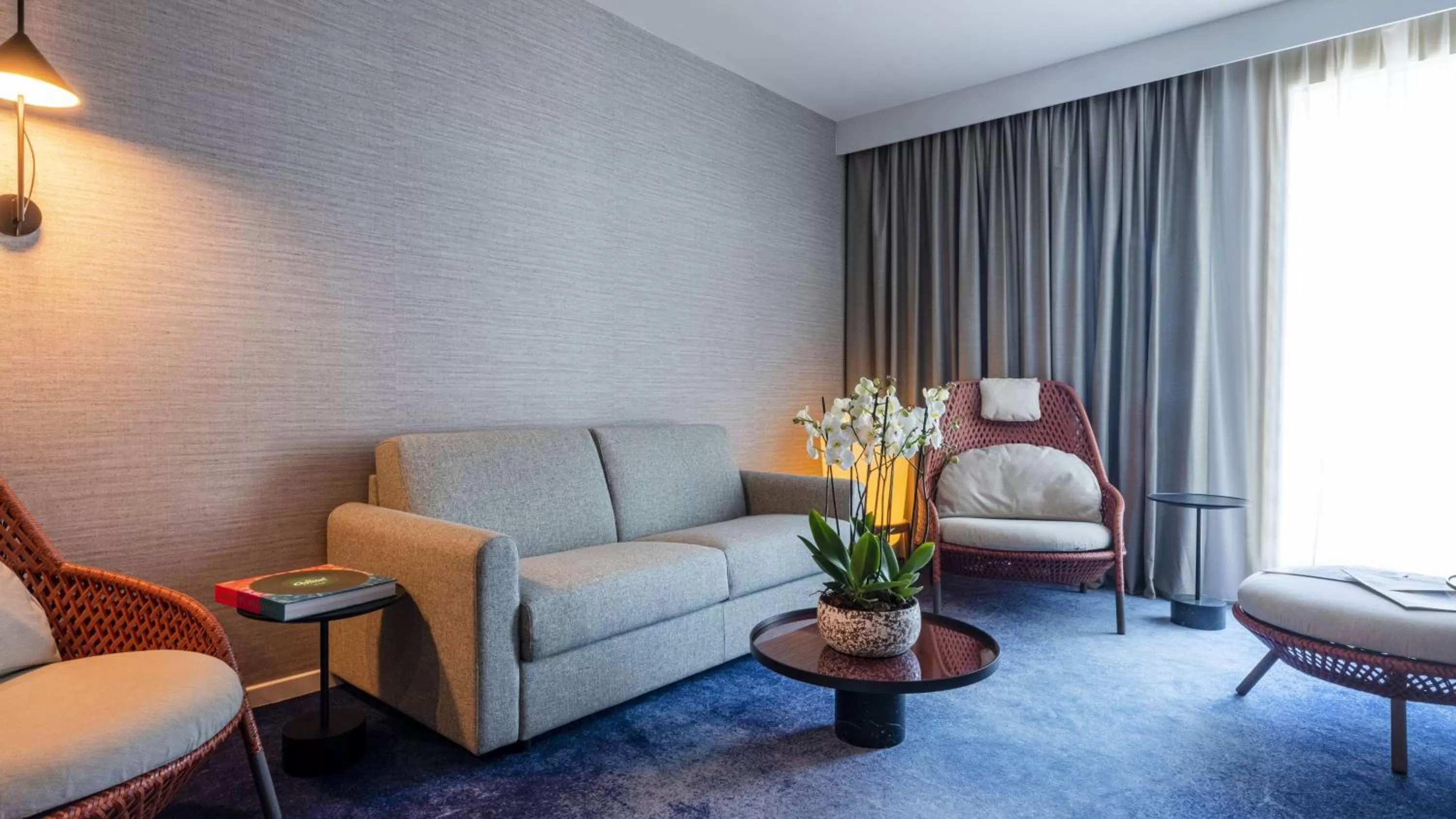 Bedroom in Crowne Plaza - Nice - Grand Arenas by IHG