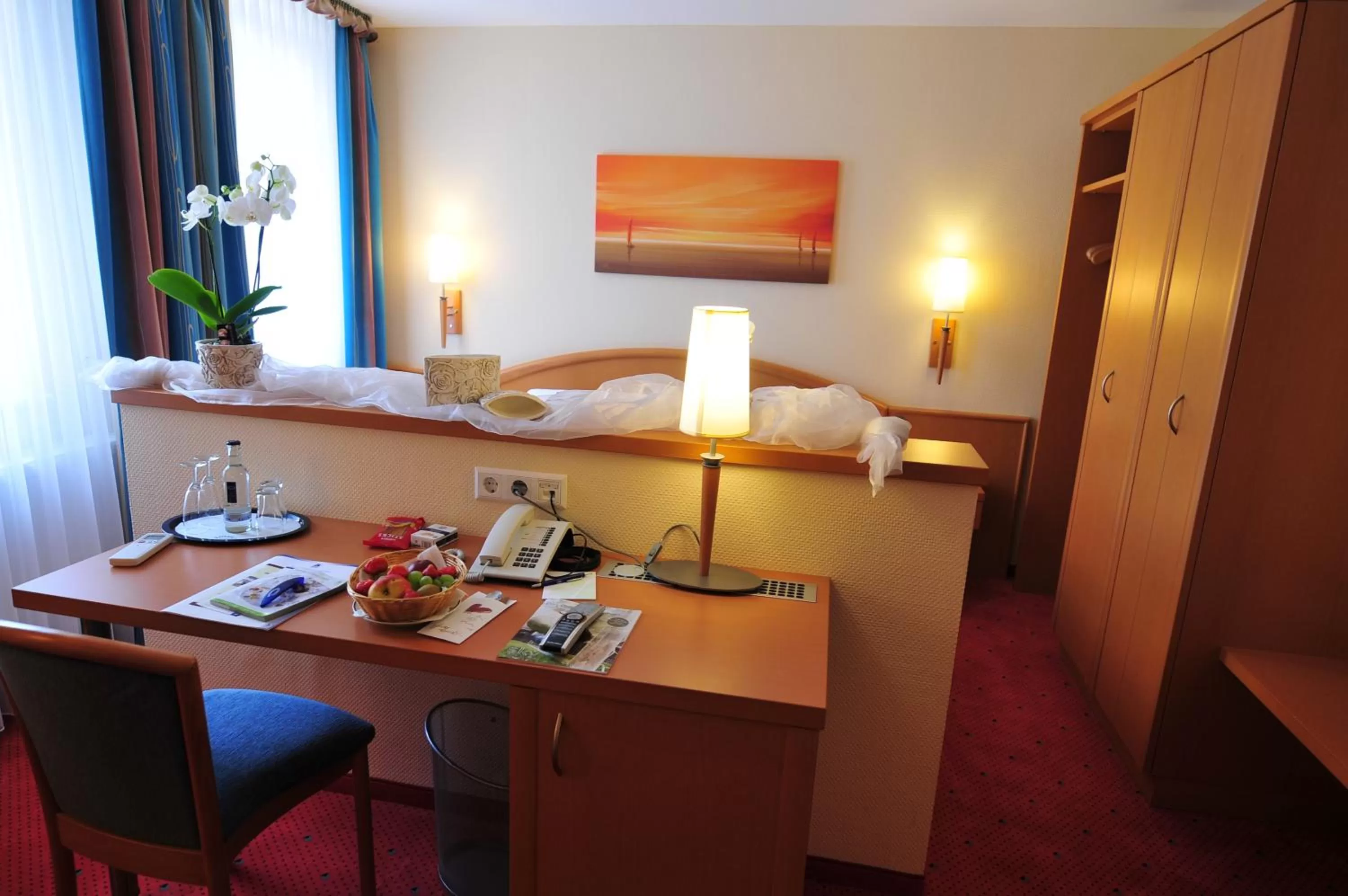 Bed in Flair Hotel Deutsches Haus