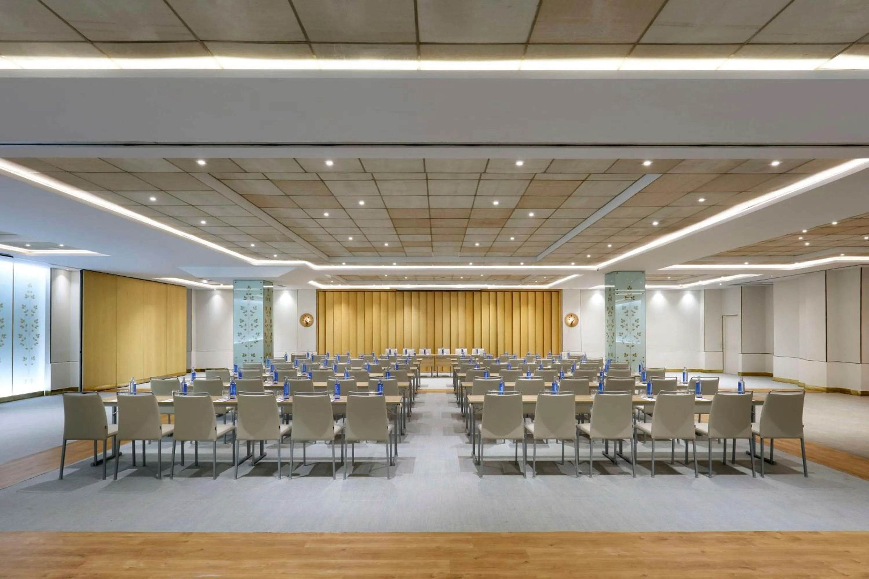 Meeting/conference room in Hyatt Regency Hesperia Madrid