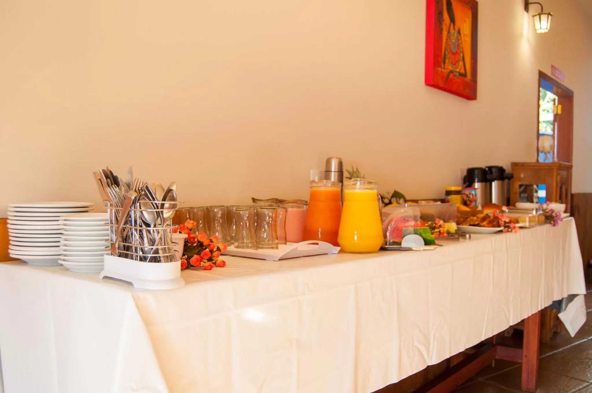 Breakfast in Refron du Mar Pousada Paraty