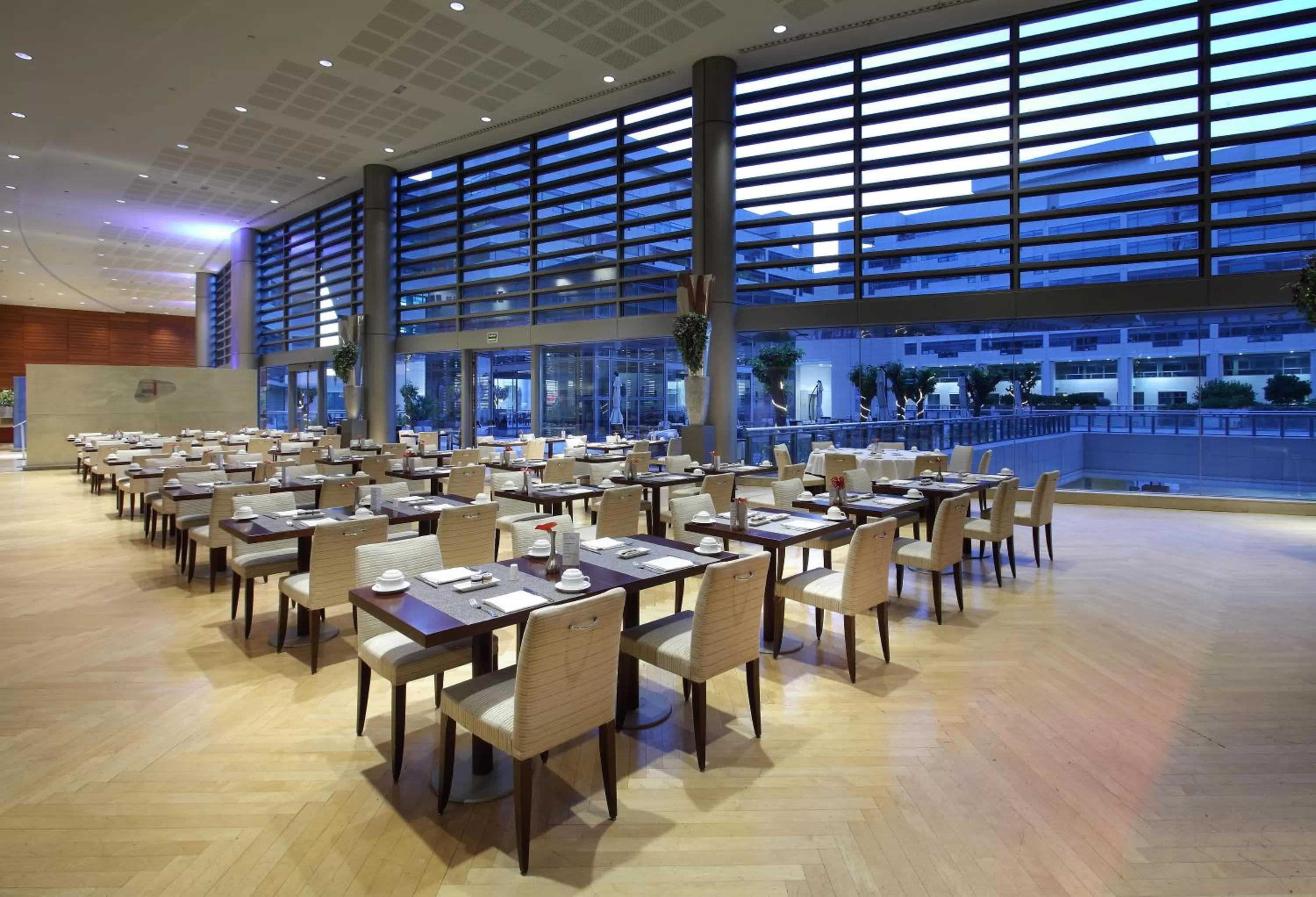 Lounge or bar in Eurostars Grand Marina Hotel GL