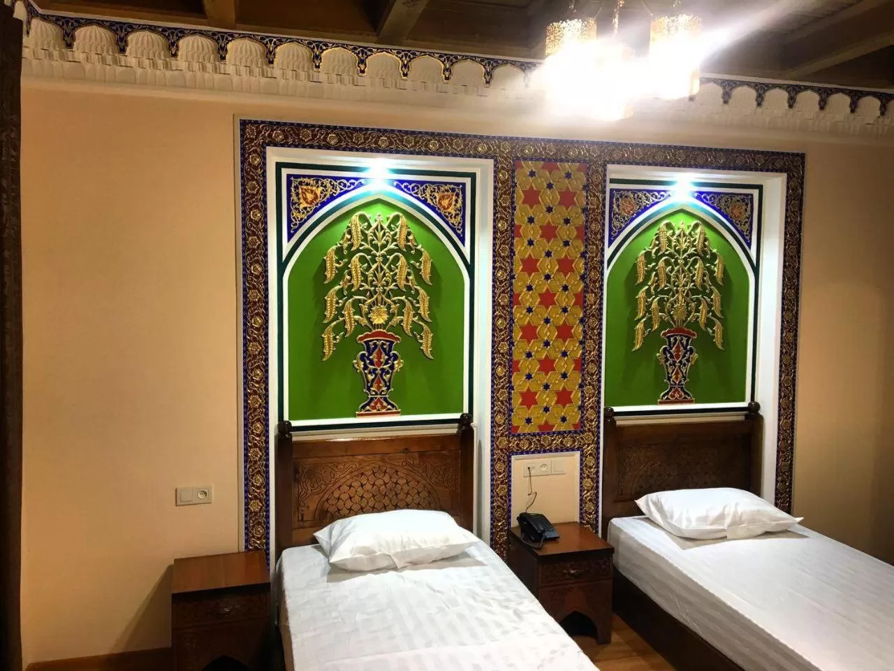 Bed in Old House Hotel