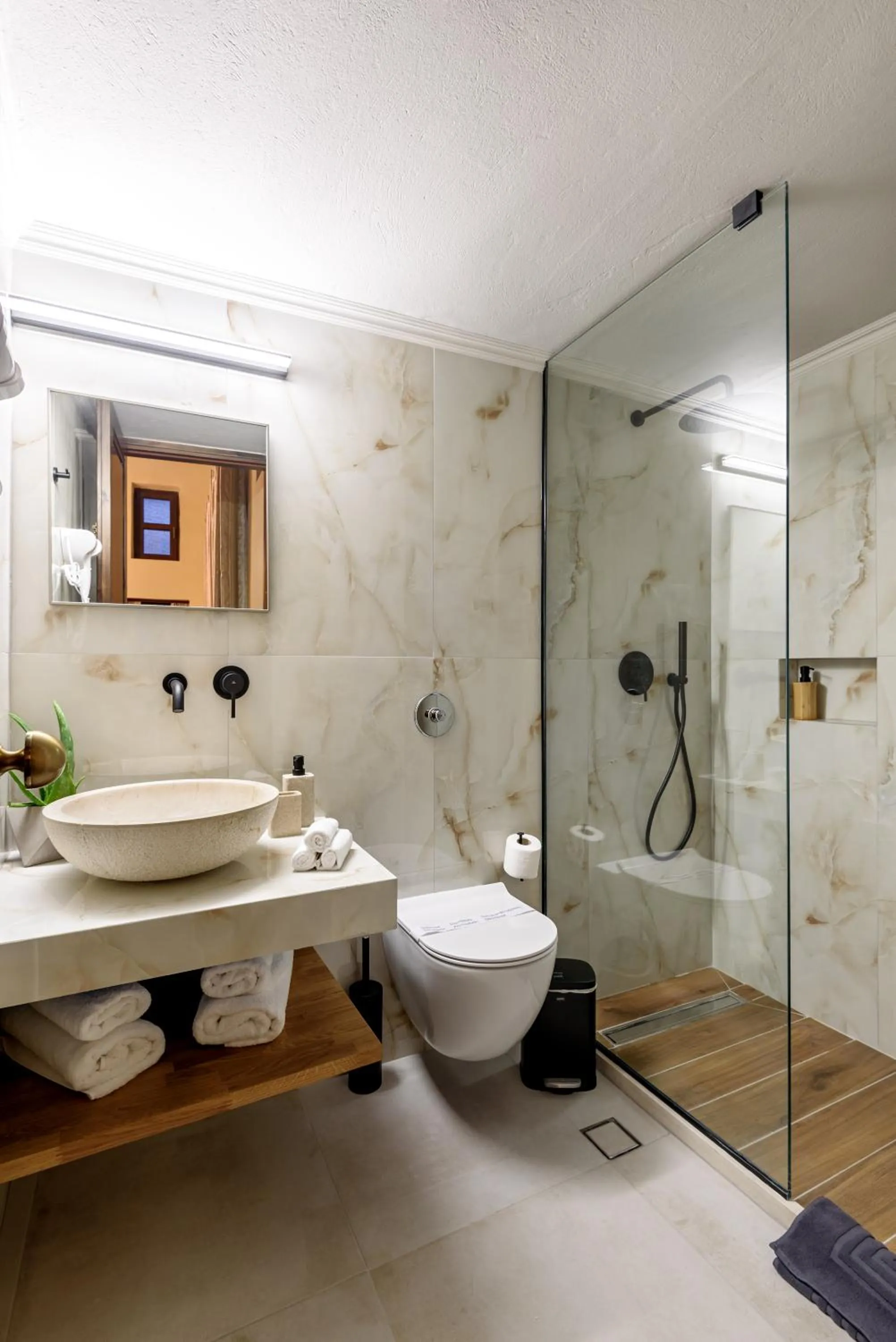 Bathroom in Porto Del Colombo Traditional Boutique Hotel