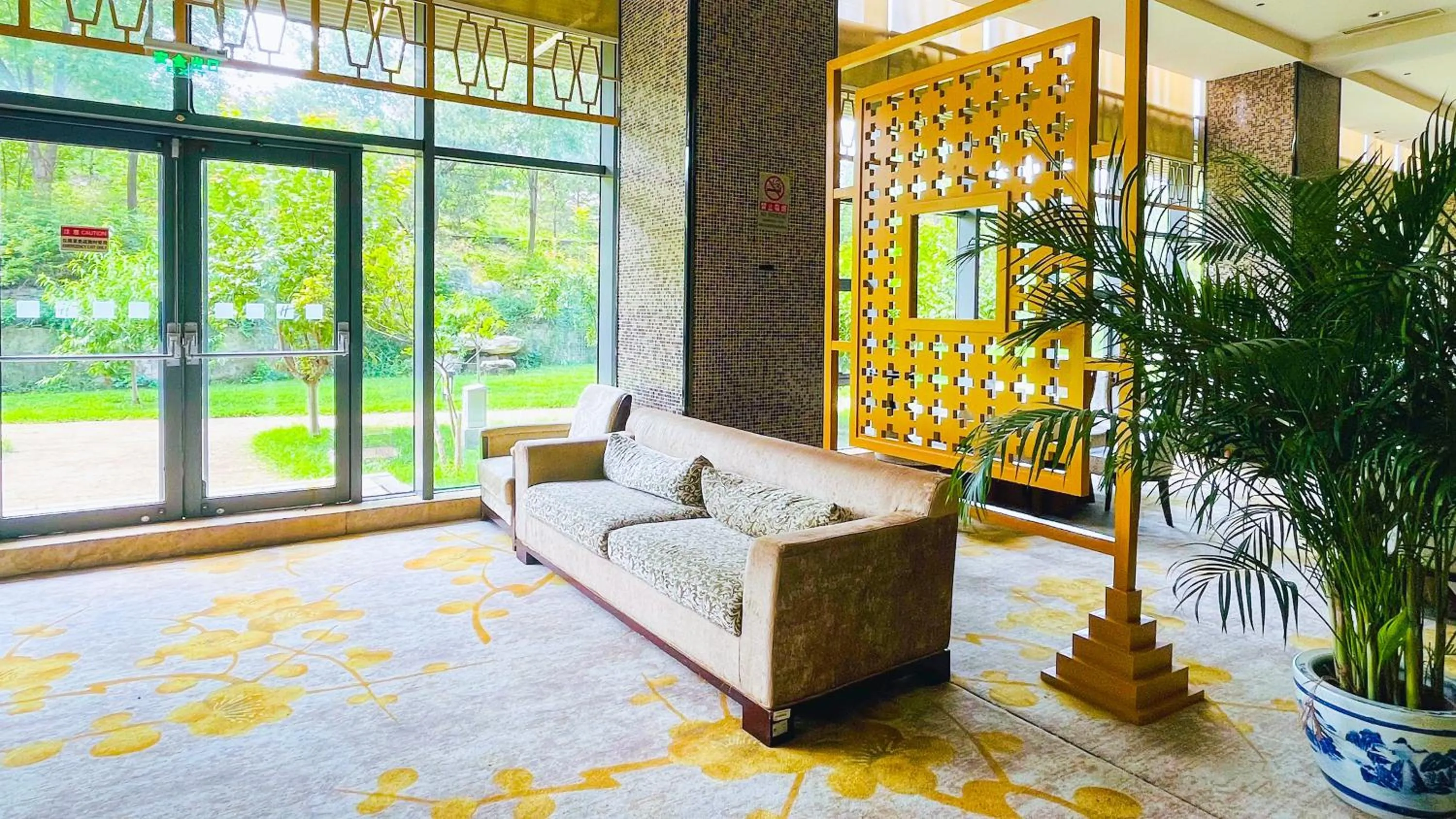 Restaurant/places to eat in Holiday Inn Beijing Shijingshan Parkview by IHG