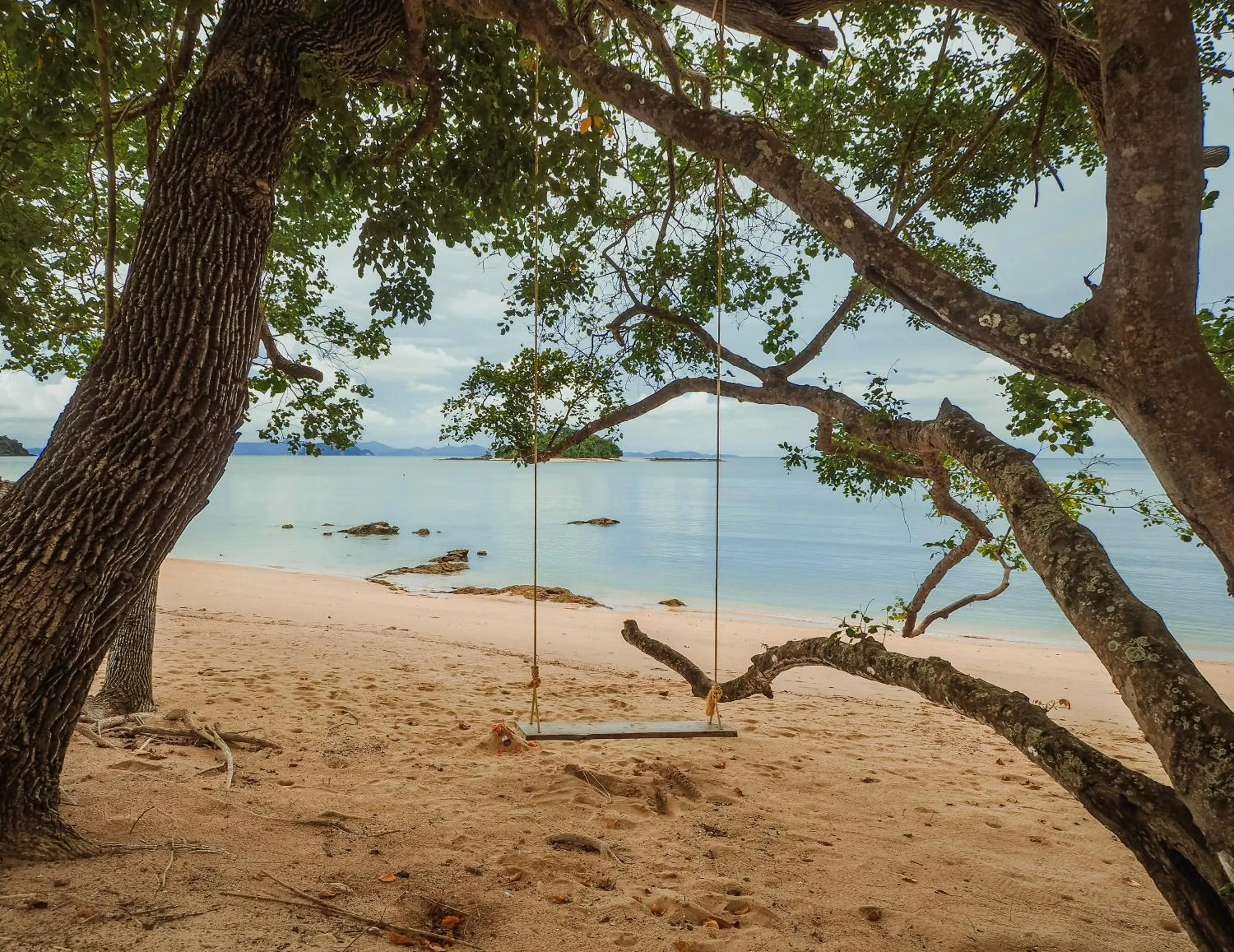 Beach in Island Escape Burasari