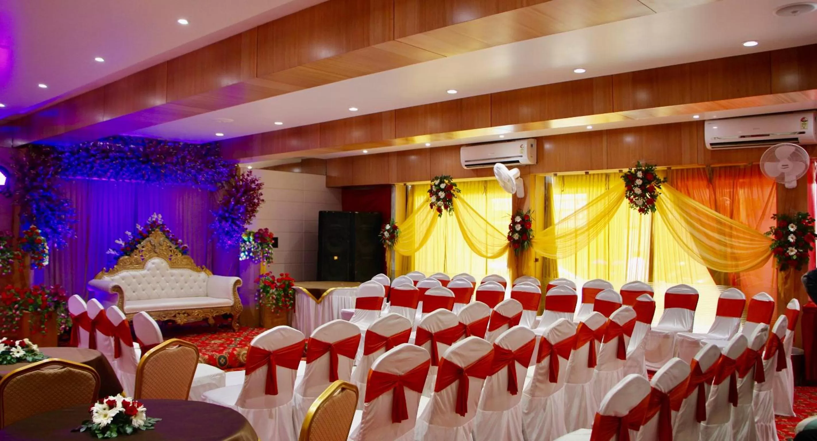 Banquet/Function facilities in Hotel Reva Regency