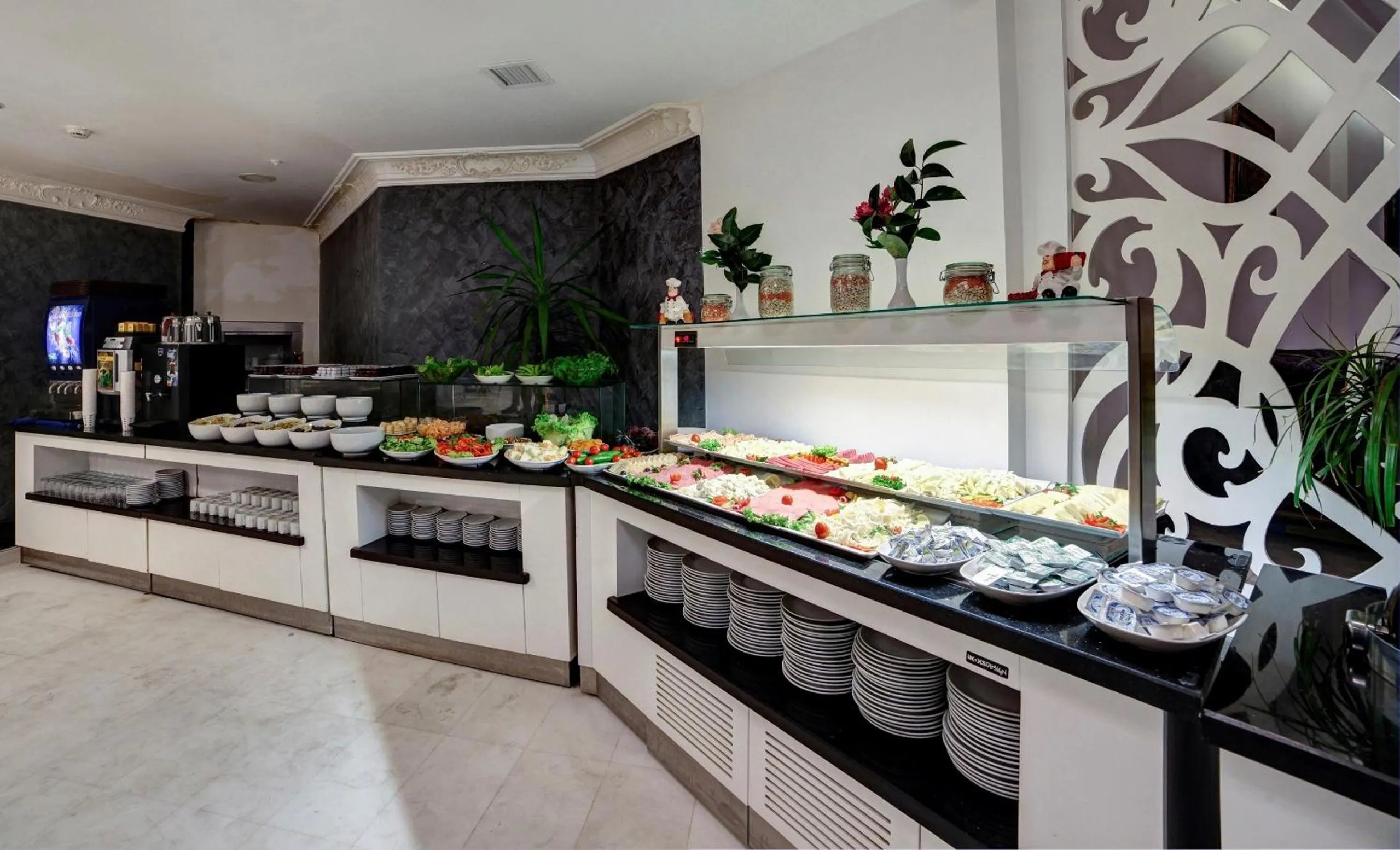 Buffet breakfast in White Monarch Hotel