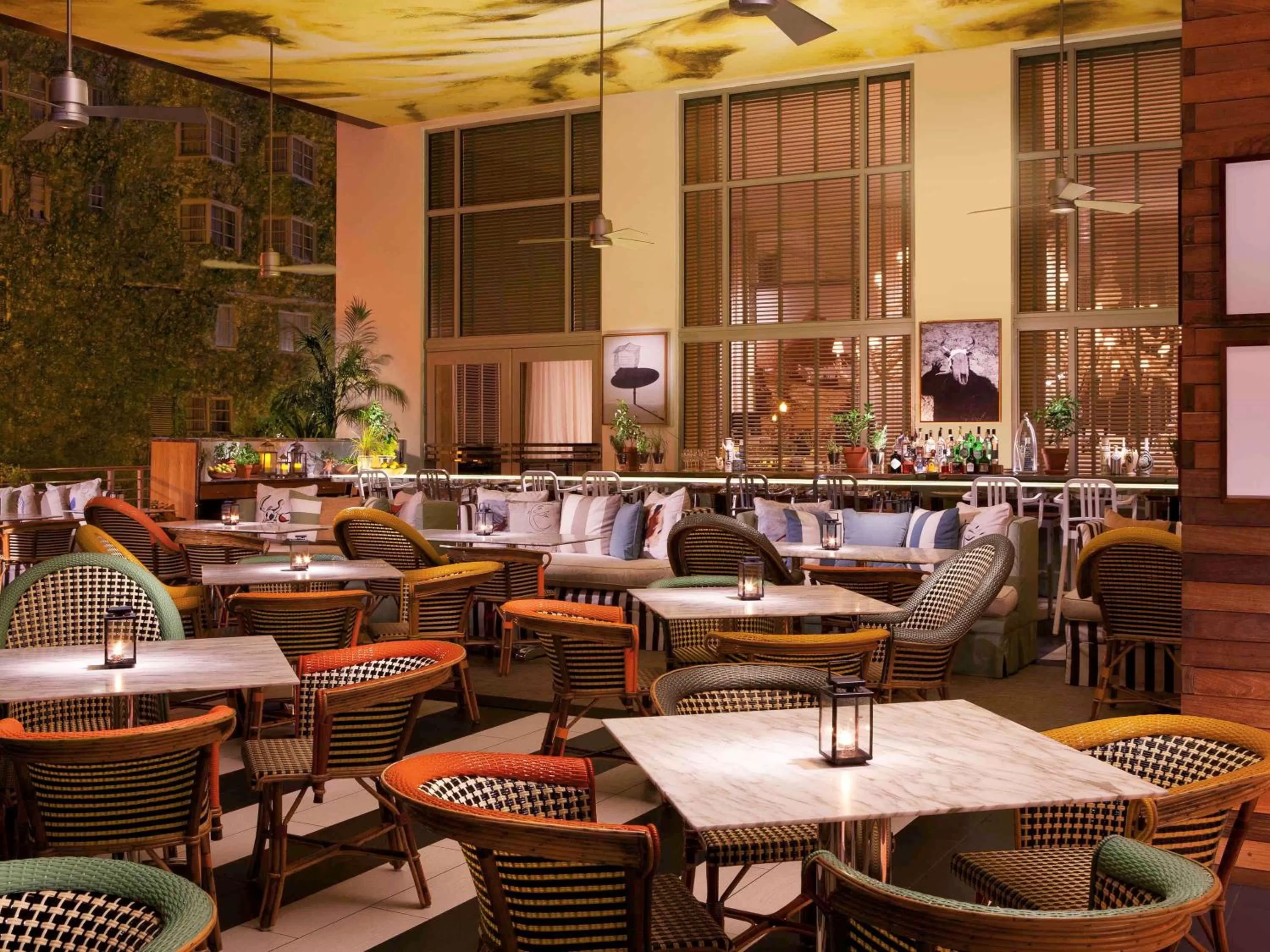 Restaurant/places to eat in SLS South Beach