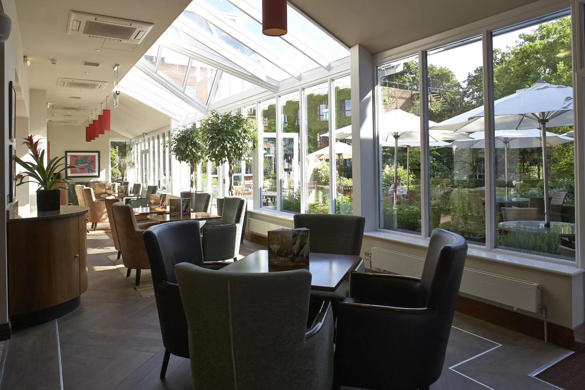 Lounge or bar in The Bull