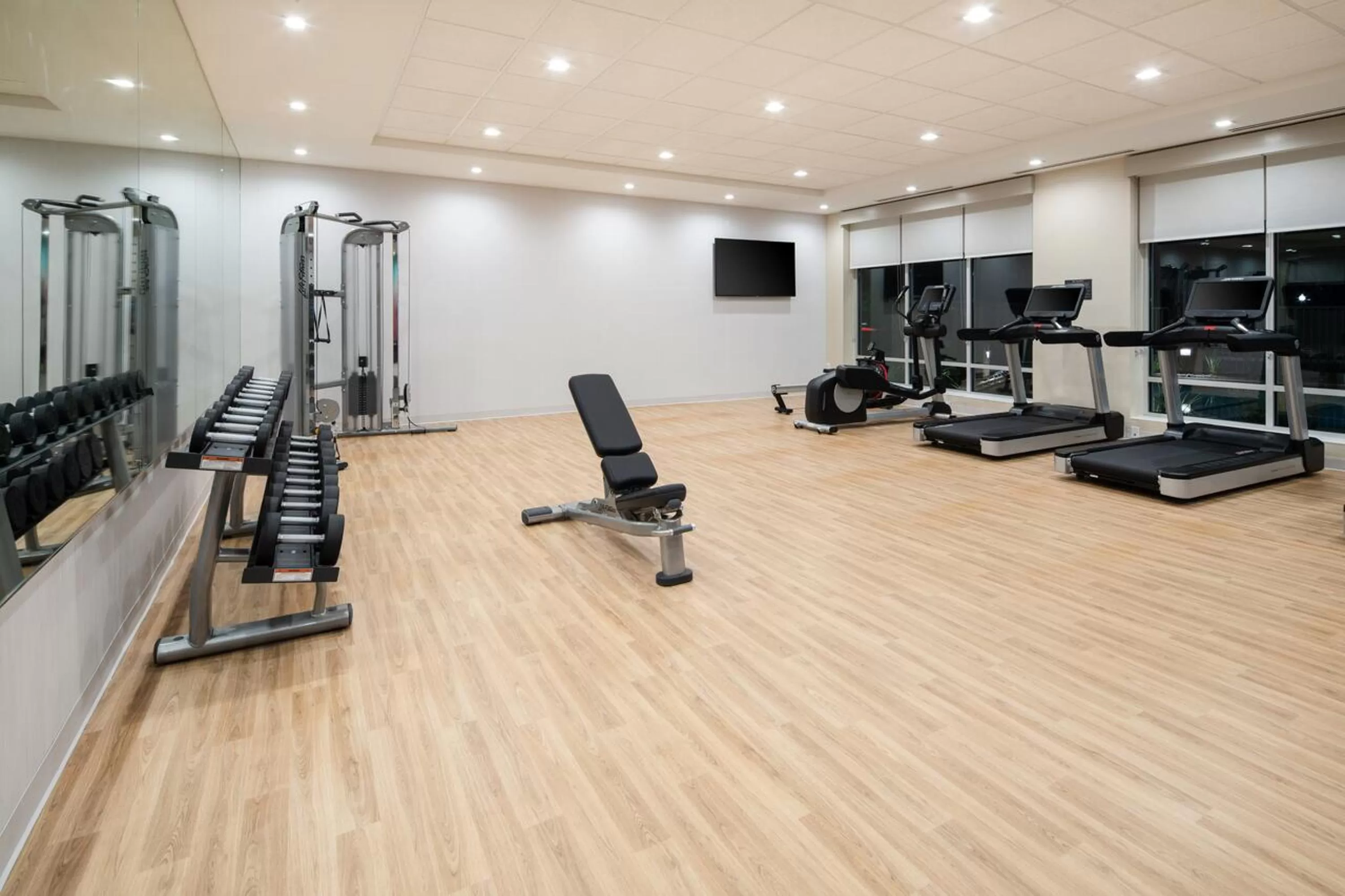 Fitness centre/facilities in Hyatt Place Bakersfield