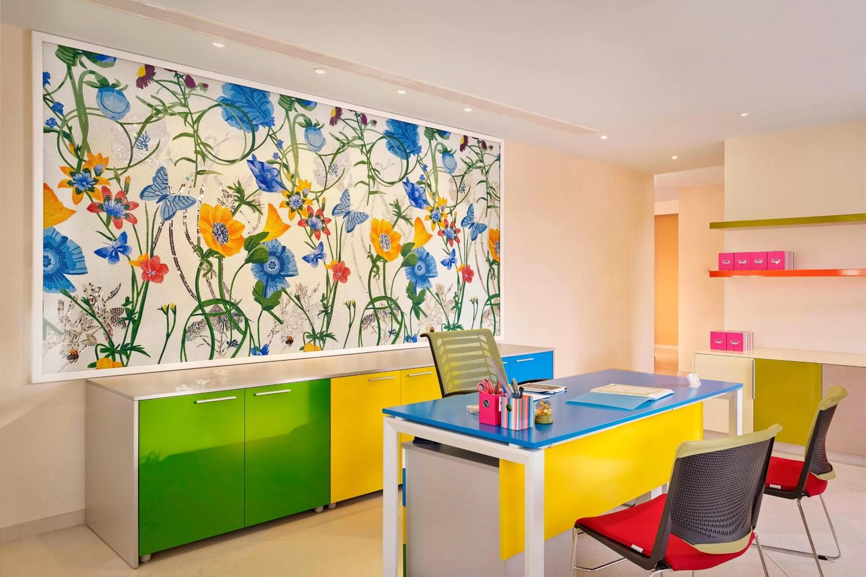 Lobby or reception in Parklane, a Luxury Collection Resort & Spa, Limassol